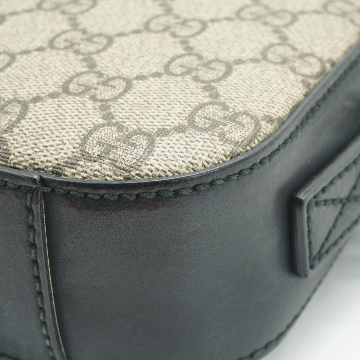 Gucci Messenger Bag Small GG Canvas SHW