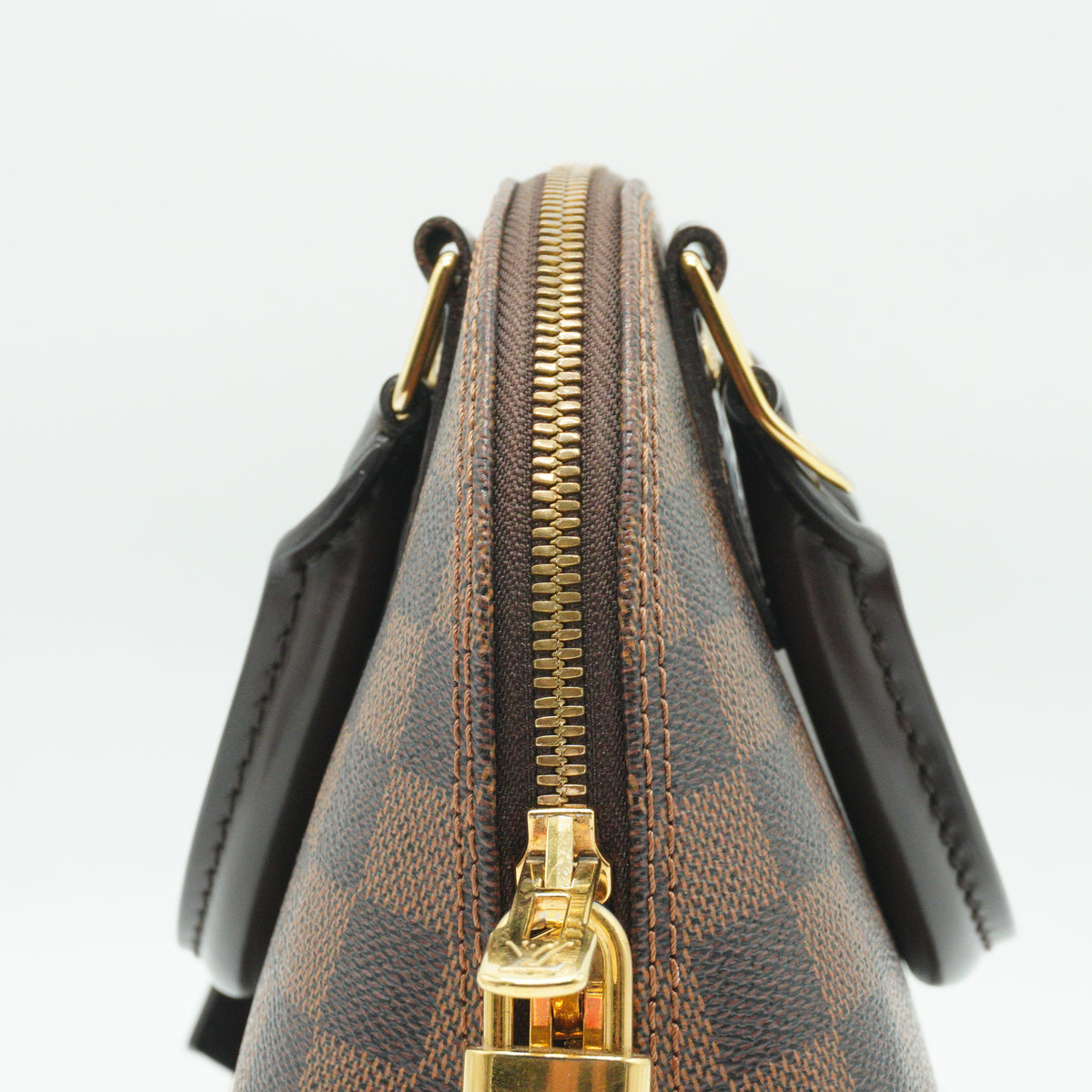Louis Vuitton	Alma BB Damier Ebene GHW