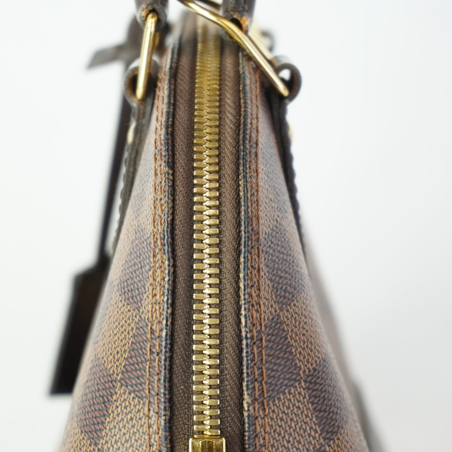 Louis Vuitton	Alma BB DE GHW