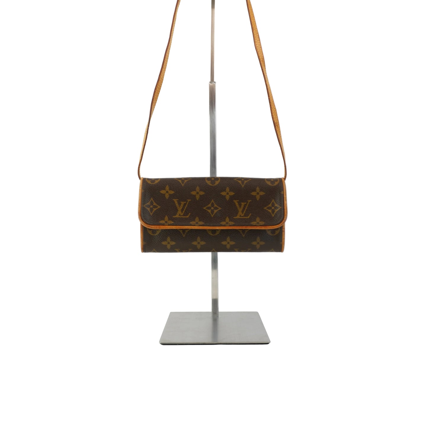 Louis Vuitton Pochette Mono