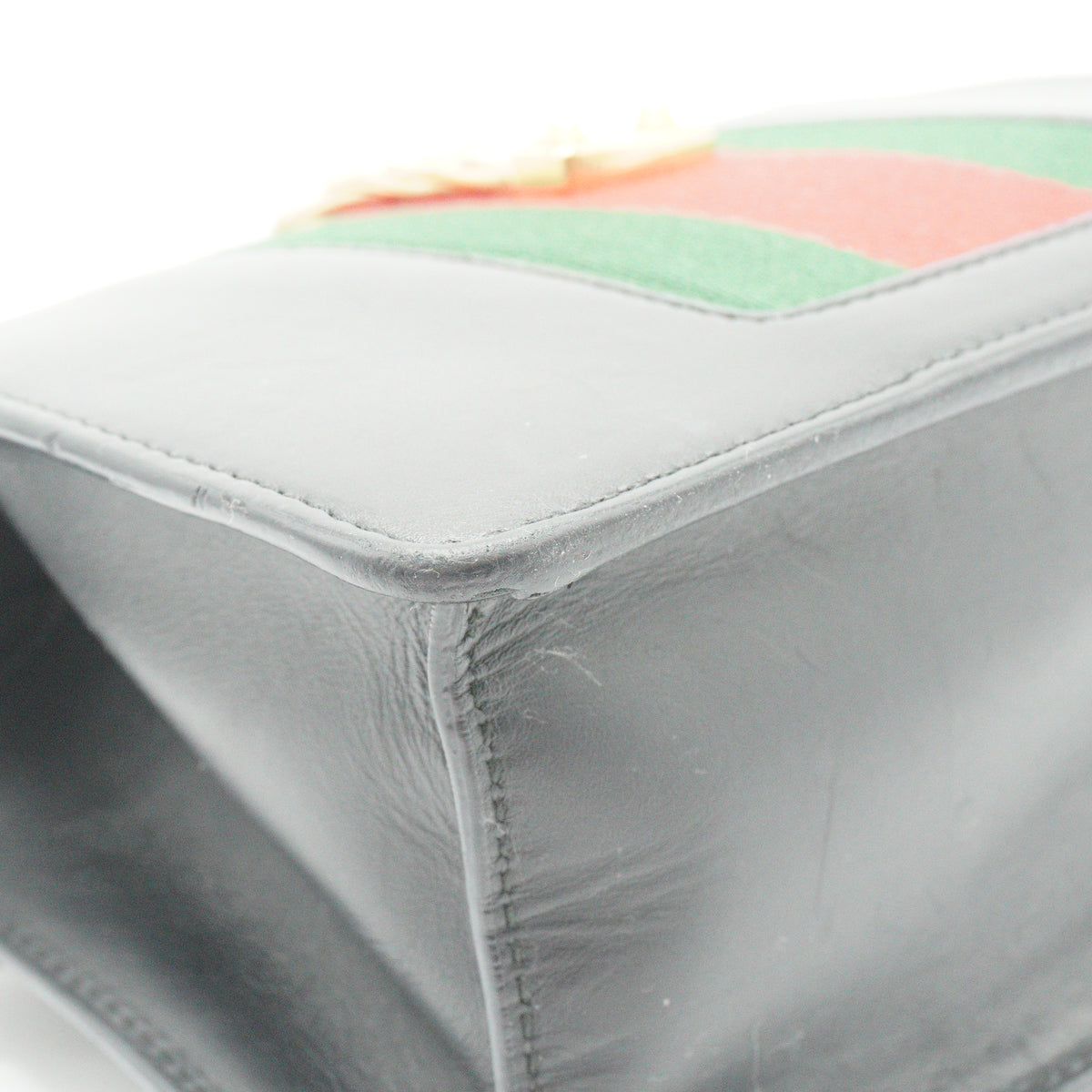 Gucci	Sylvie Leather Mini Black Bag GHW
