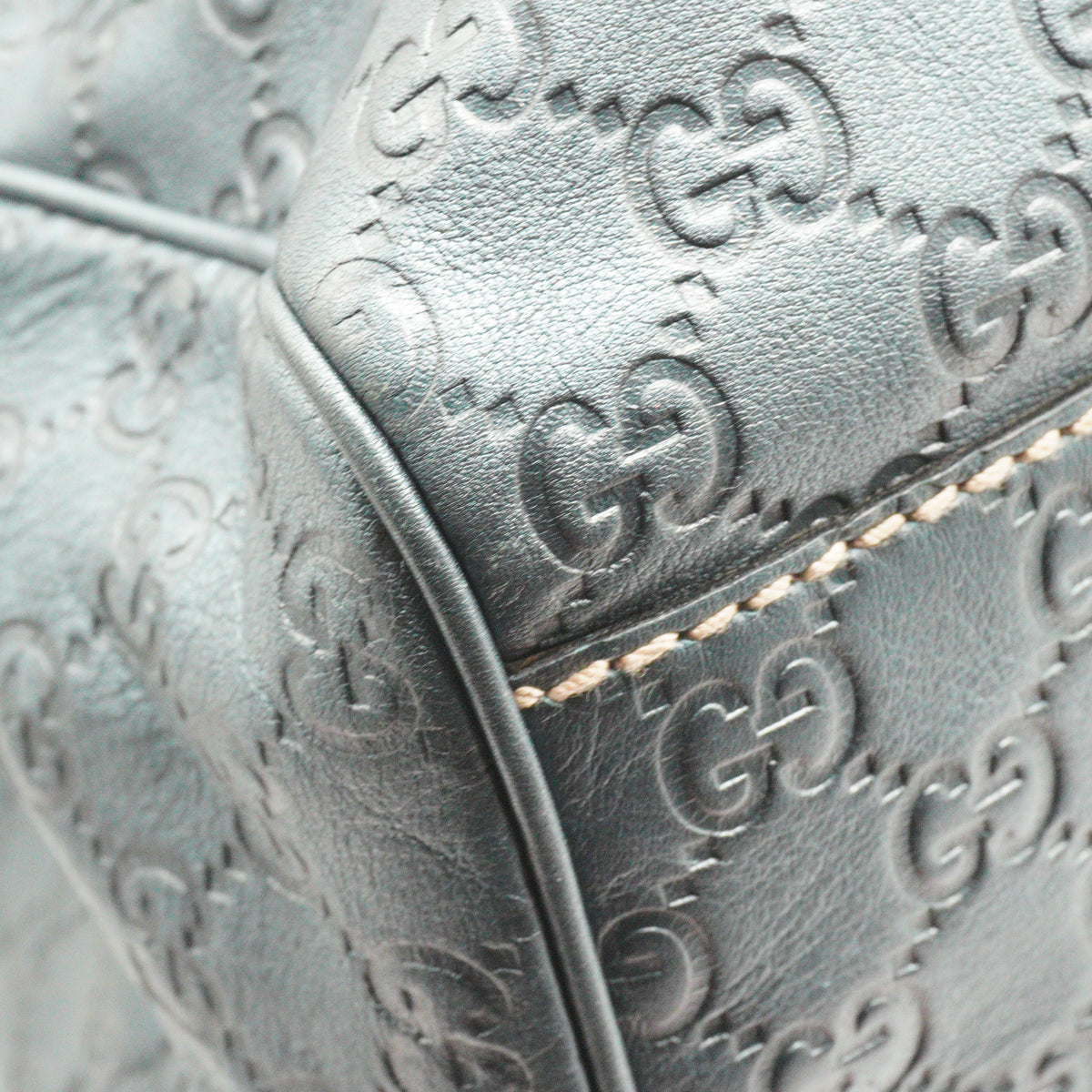 Gucci	Metallic Guccissima Leather Sukey Tote Blue Medium GHW