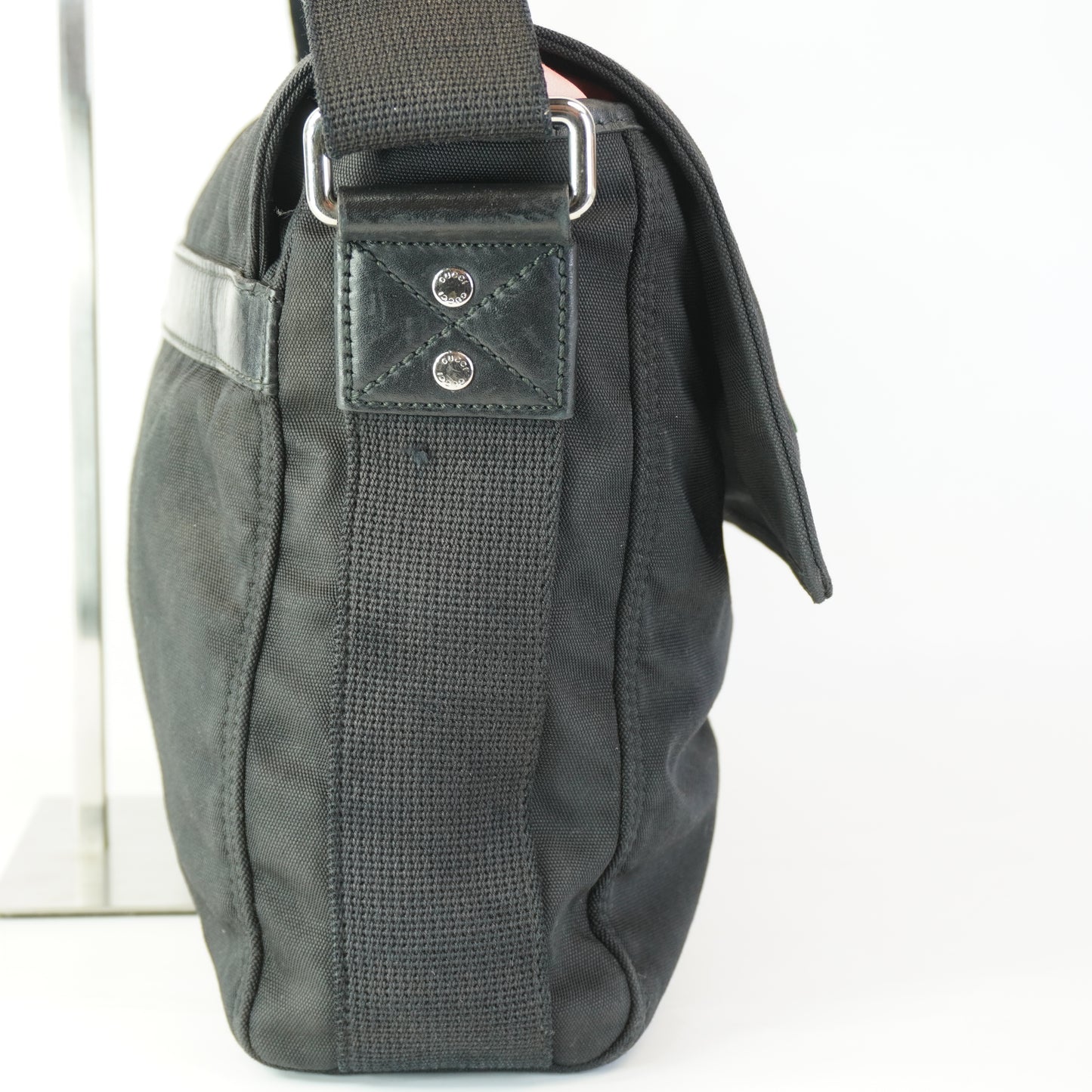 Gucci Sherry Line Black Canvas Crossbody Messenger Bag Medium SHW