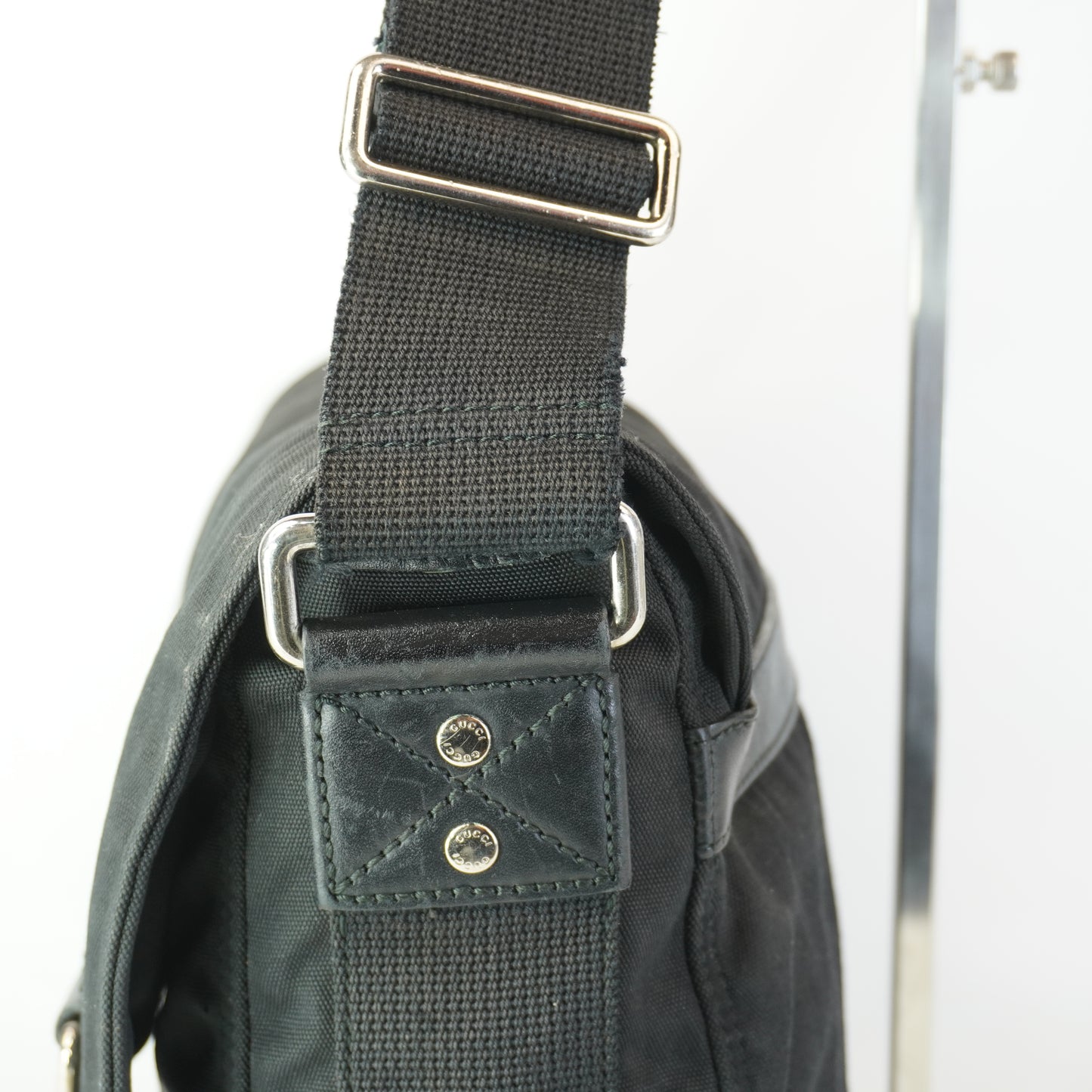 Gucci Sherry Line Black Canvas Crossbody Messenger Bag Medium SHW