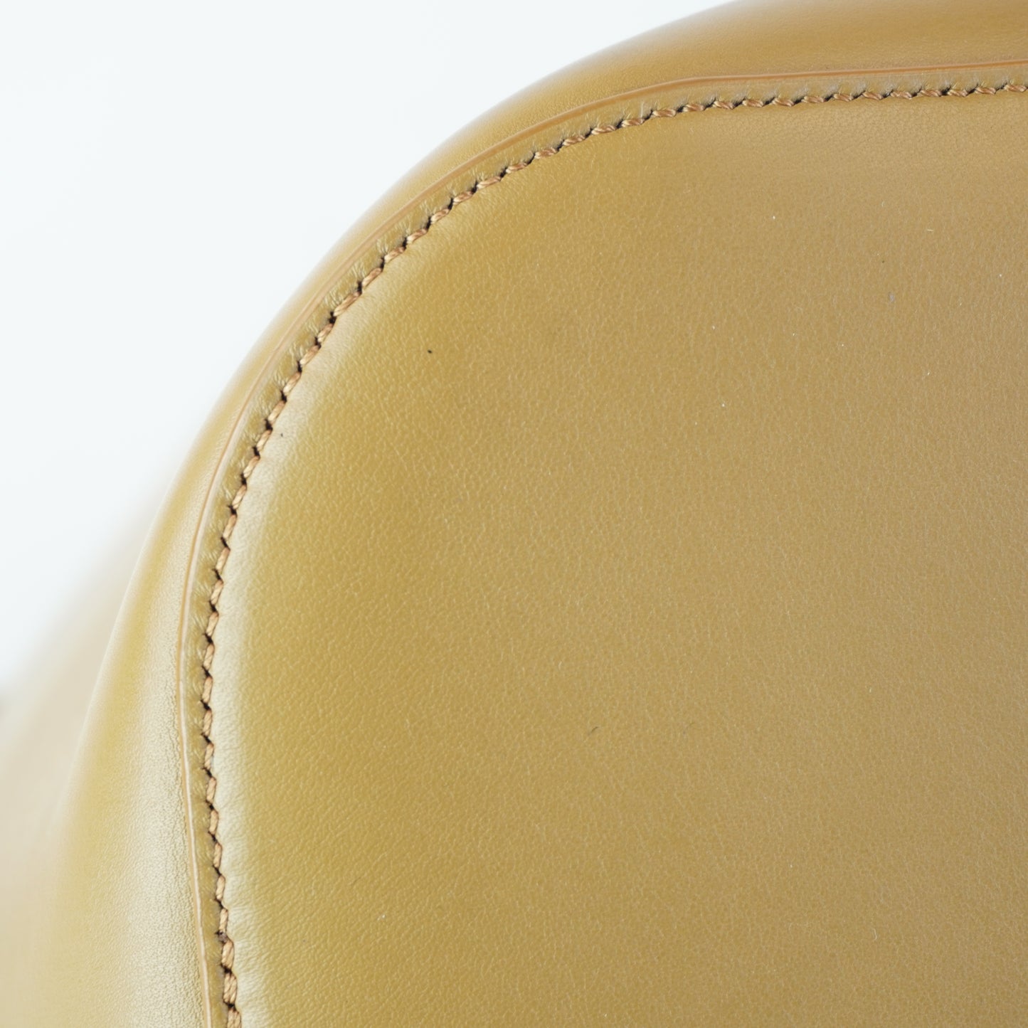 Loewe Pebble Bucket Bag Brown GHW