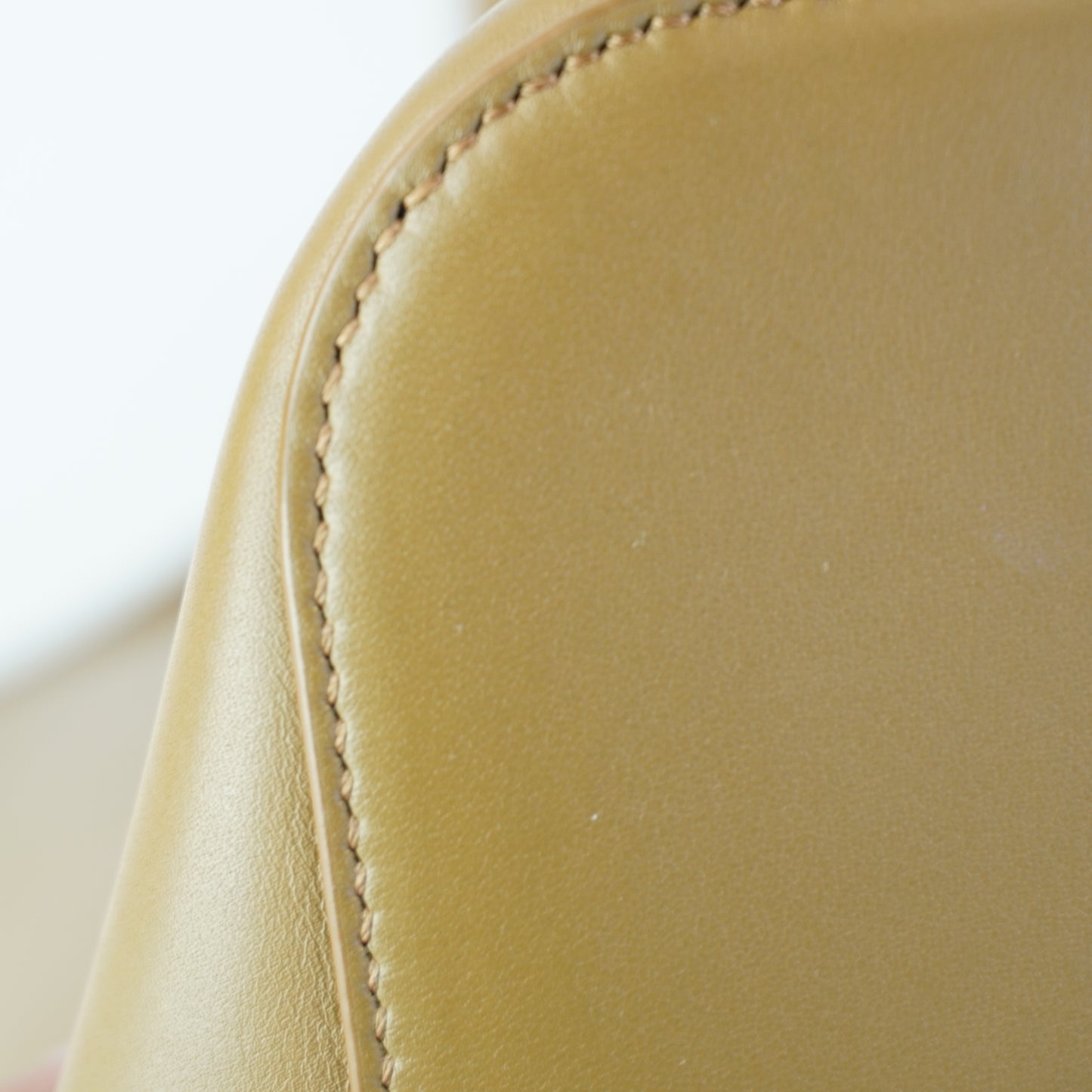 Loewe Pebble Bucket Bag Brown GHW