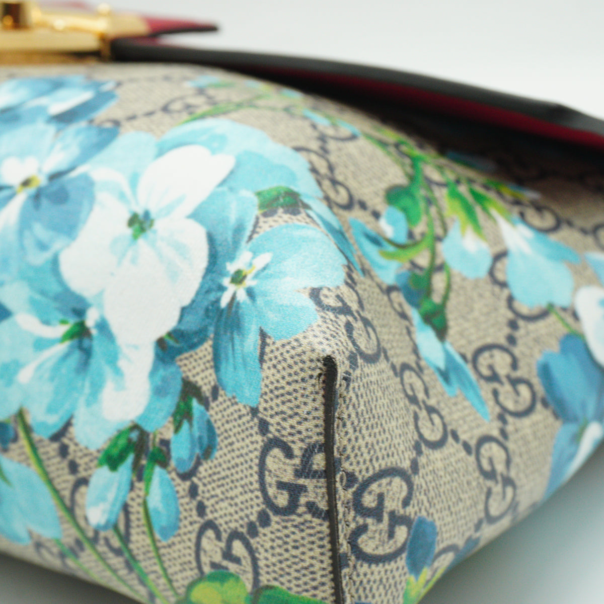 Gucci	GG Padlock Supreme Blooms Shoulder Bag Medium GHW