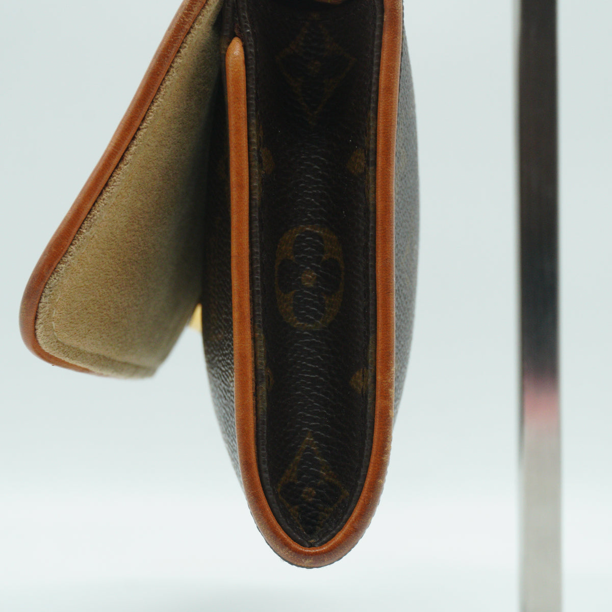 Louis Vuitton Monogram Pochette Twin GM GHW