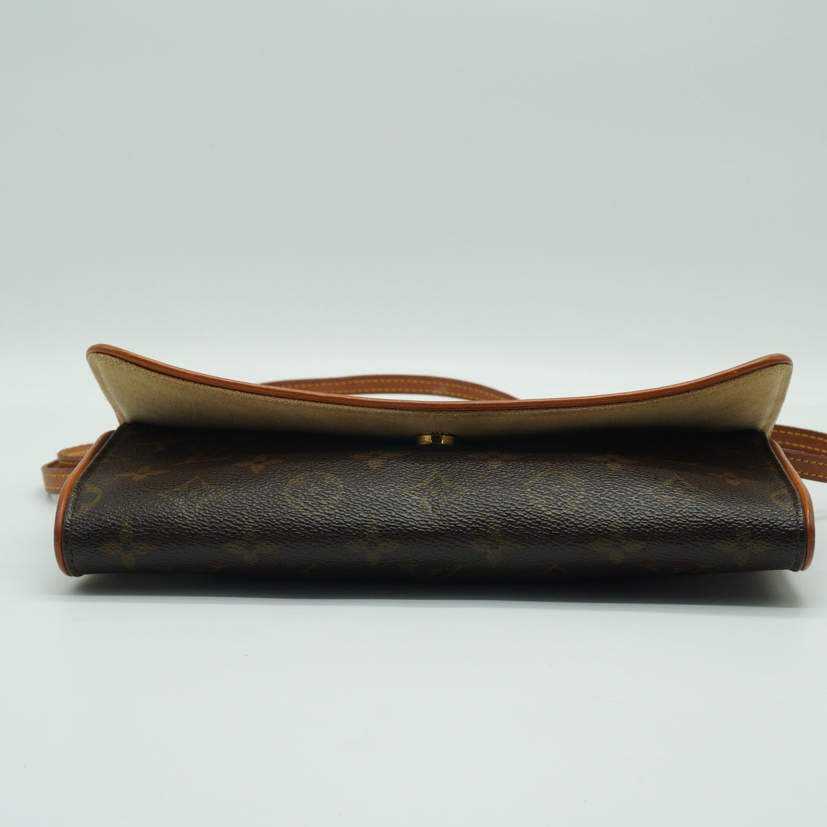 Louis Vuitton Monogram Pochette Twin GM GHW
