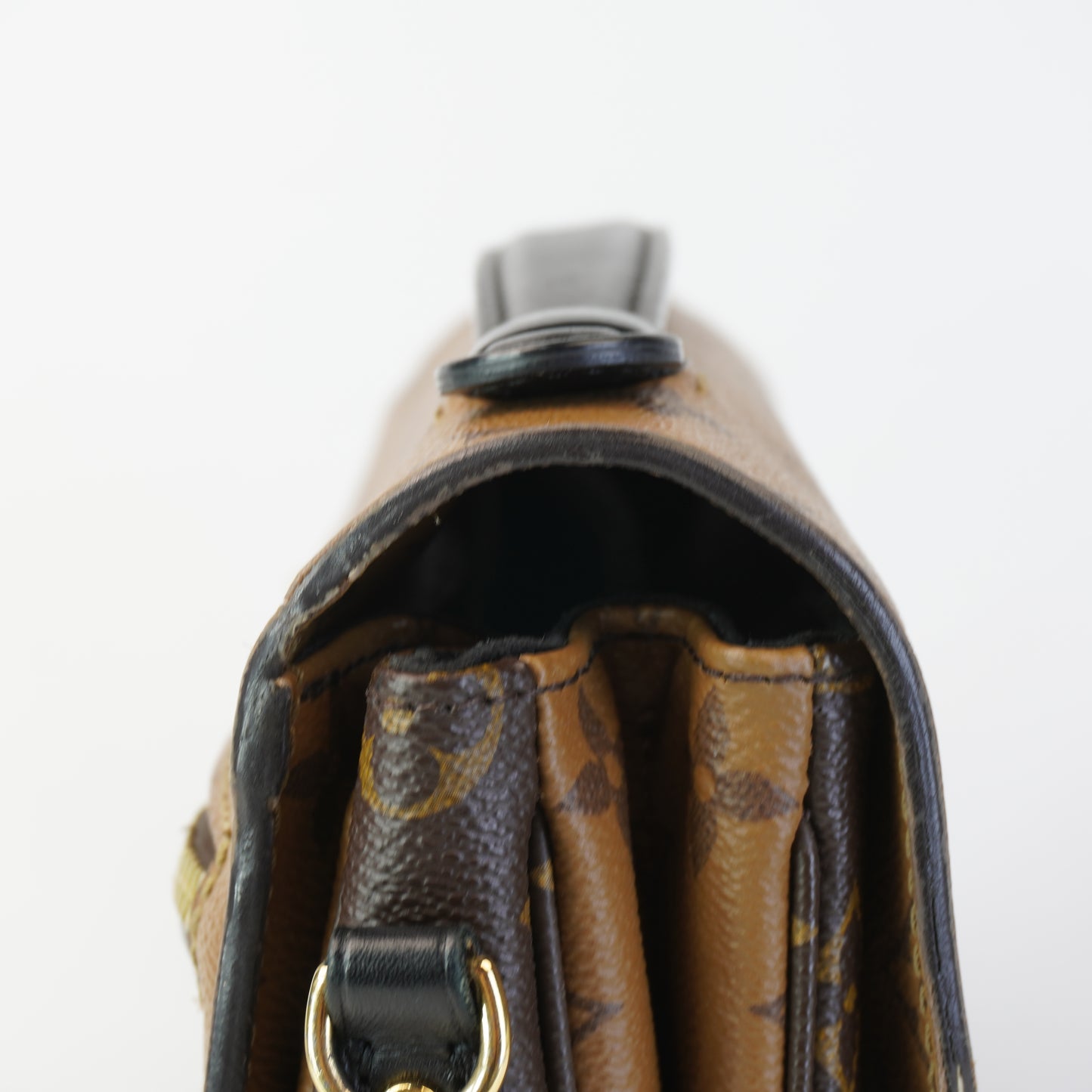 Louis Vuitton	Pochette Metis Reverse Mono Canvas