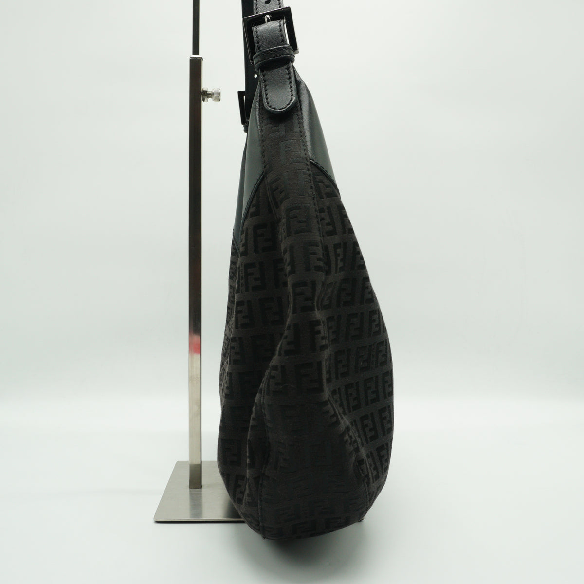 Fendi	Zucchino Canvas and Leather Hobo Medium MHW