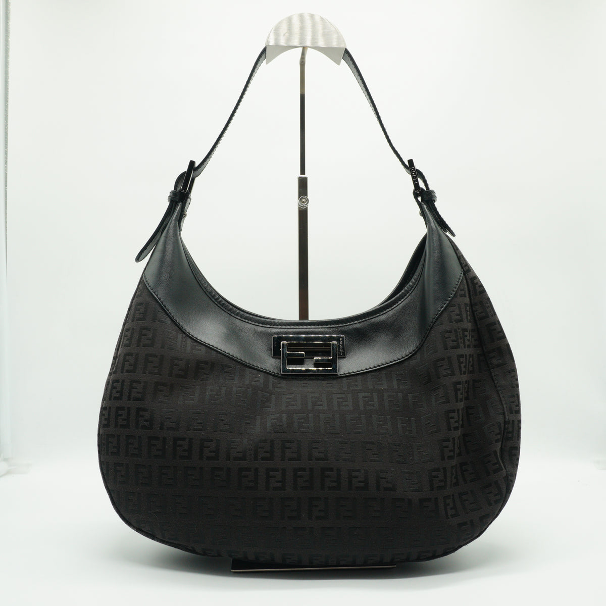 Fendi	Zucchino Canvas and Leather Hobo Medium MHW