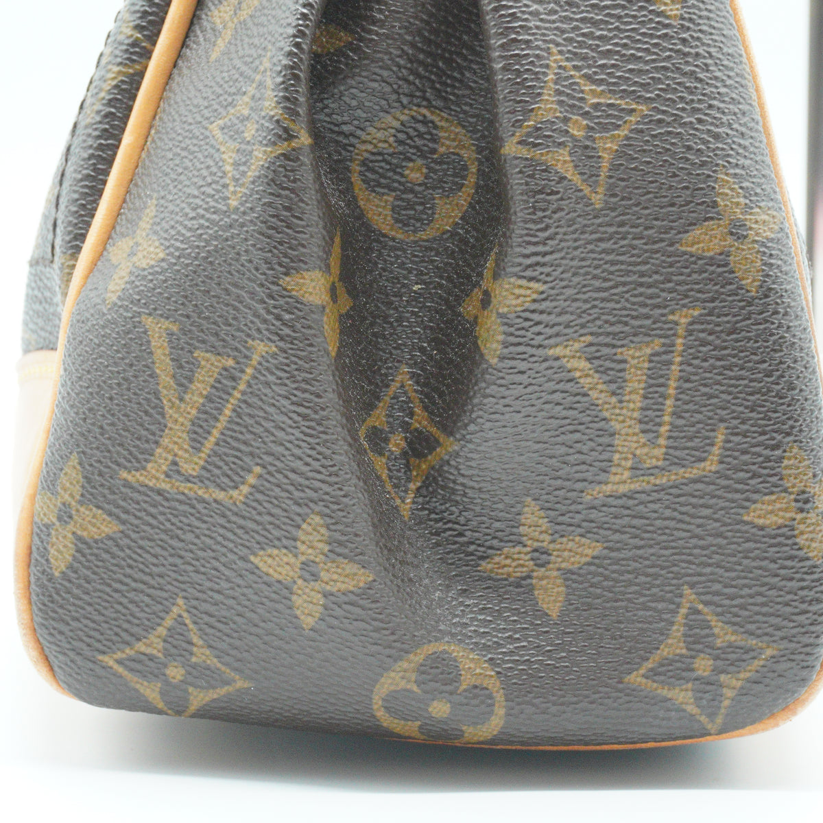Louis Vuitton	Beverly MM Mono GHW