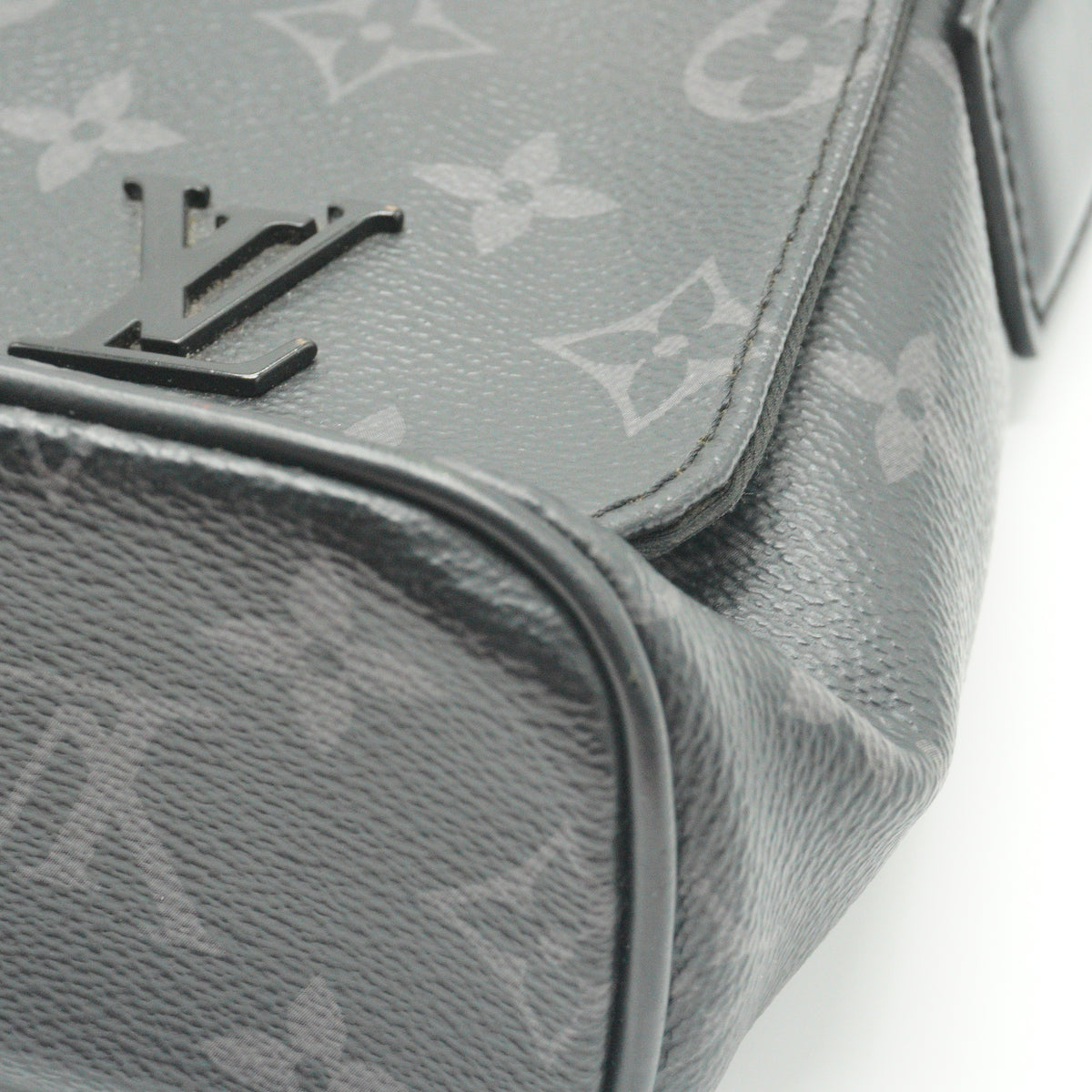 Louis Vuitton District PM Messenger Bag SHW