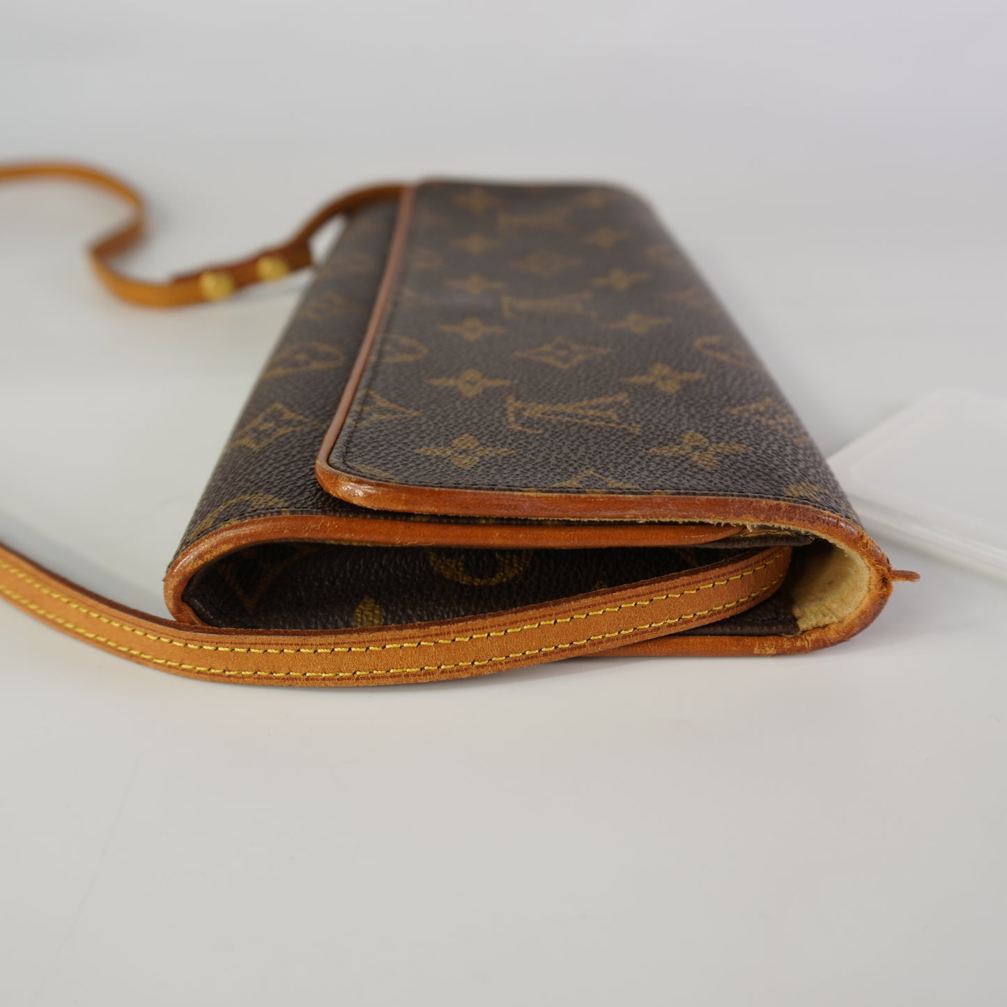 Louis Vuitton	Monogram Pochette