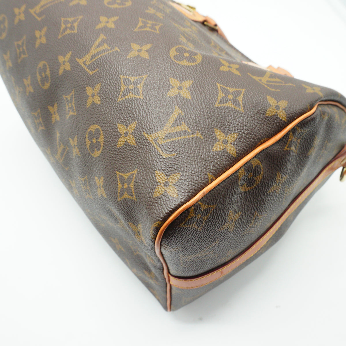Louis Vuitton	Speedy 30 Monogram Bandolier GHW