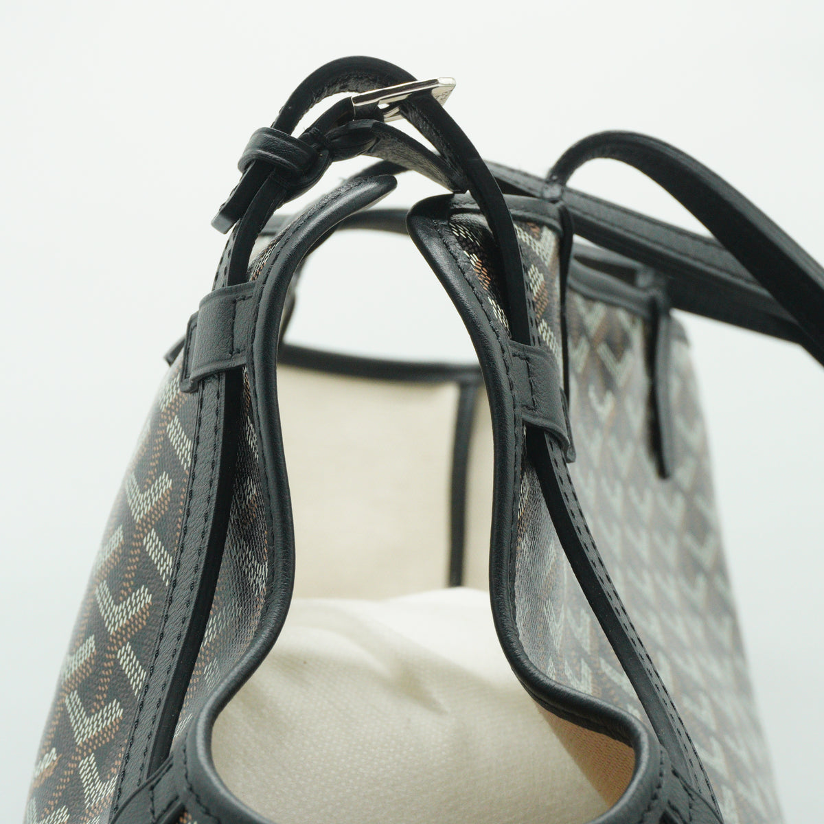 Goyard Goyardine Chien-Gris Pet Carrier PM Black