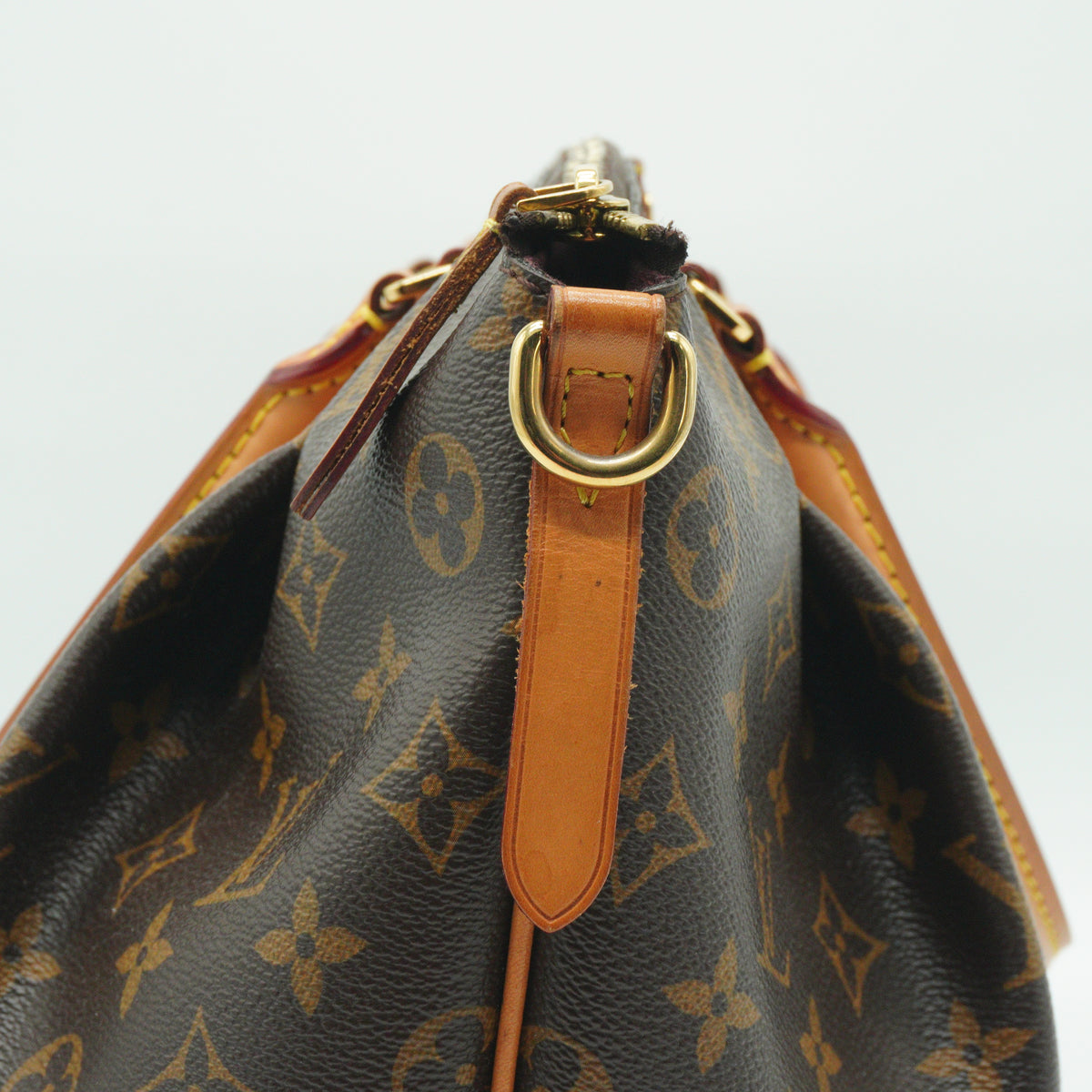 Louis Vuitton Turenne MM GHW
