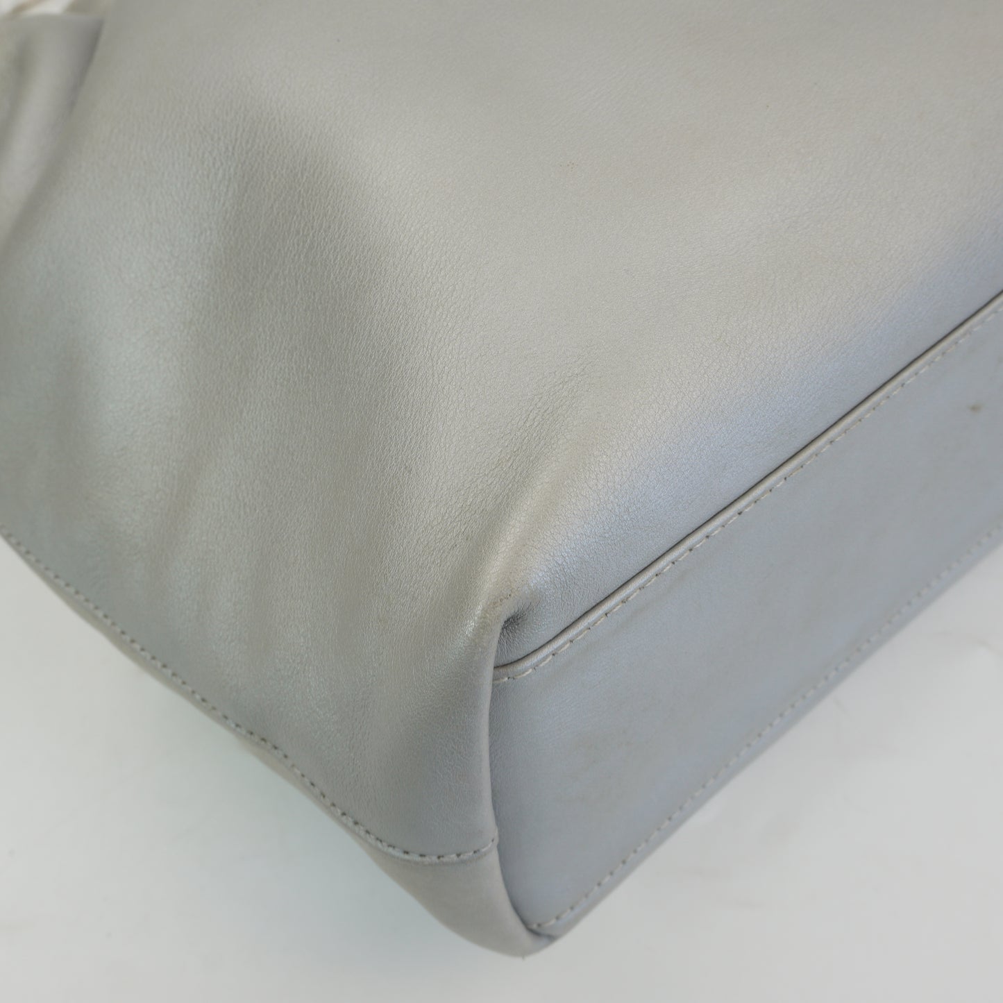 Dior	Malice Pearl Bag