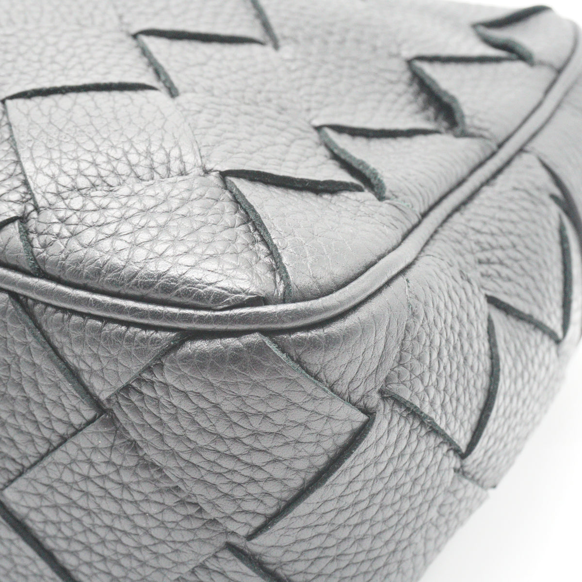 Bottega Veneta Intrecciato Camera Bag Black Medium SHW