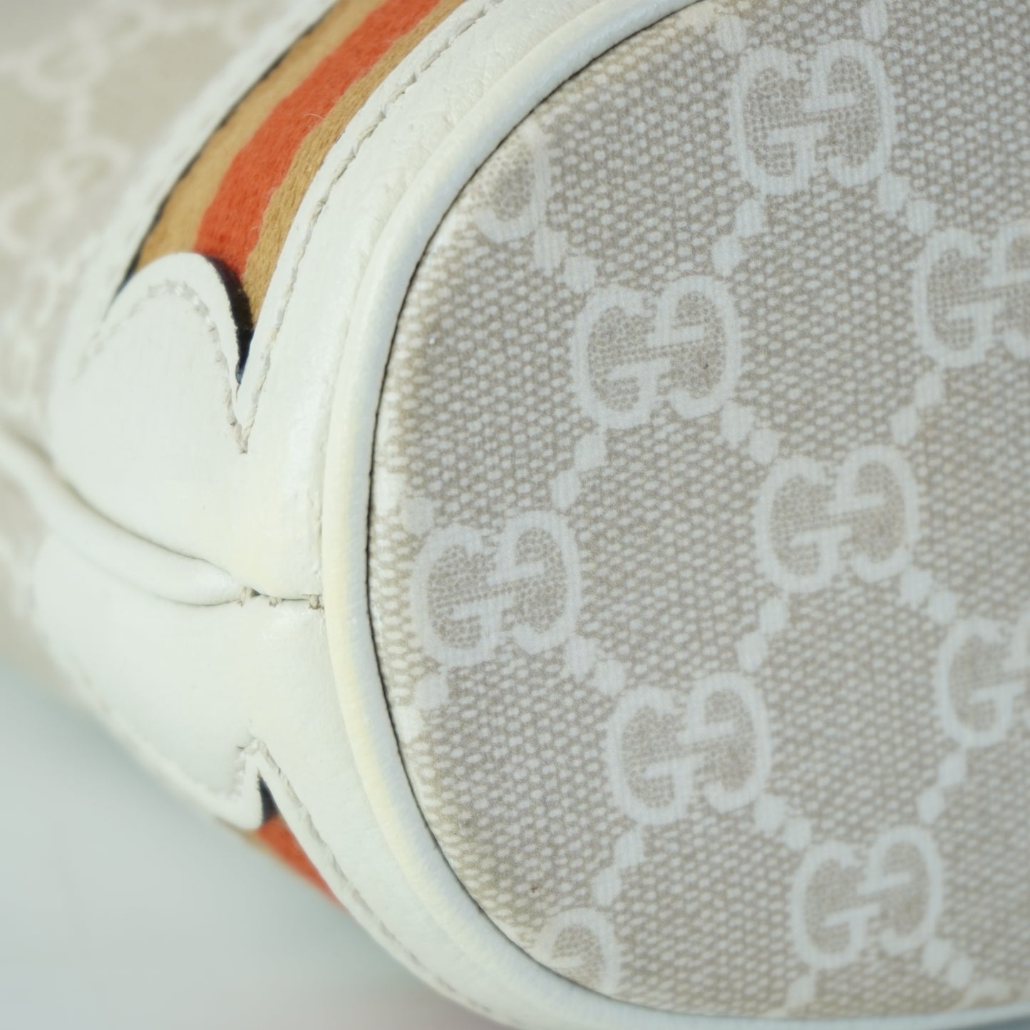 Gucci GG Ophidia Bucket White Small GWH