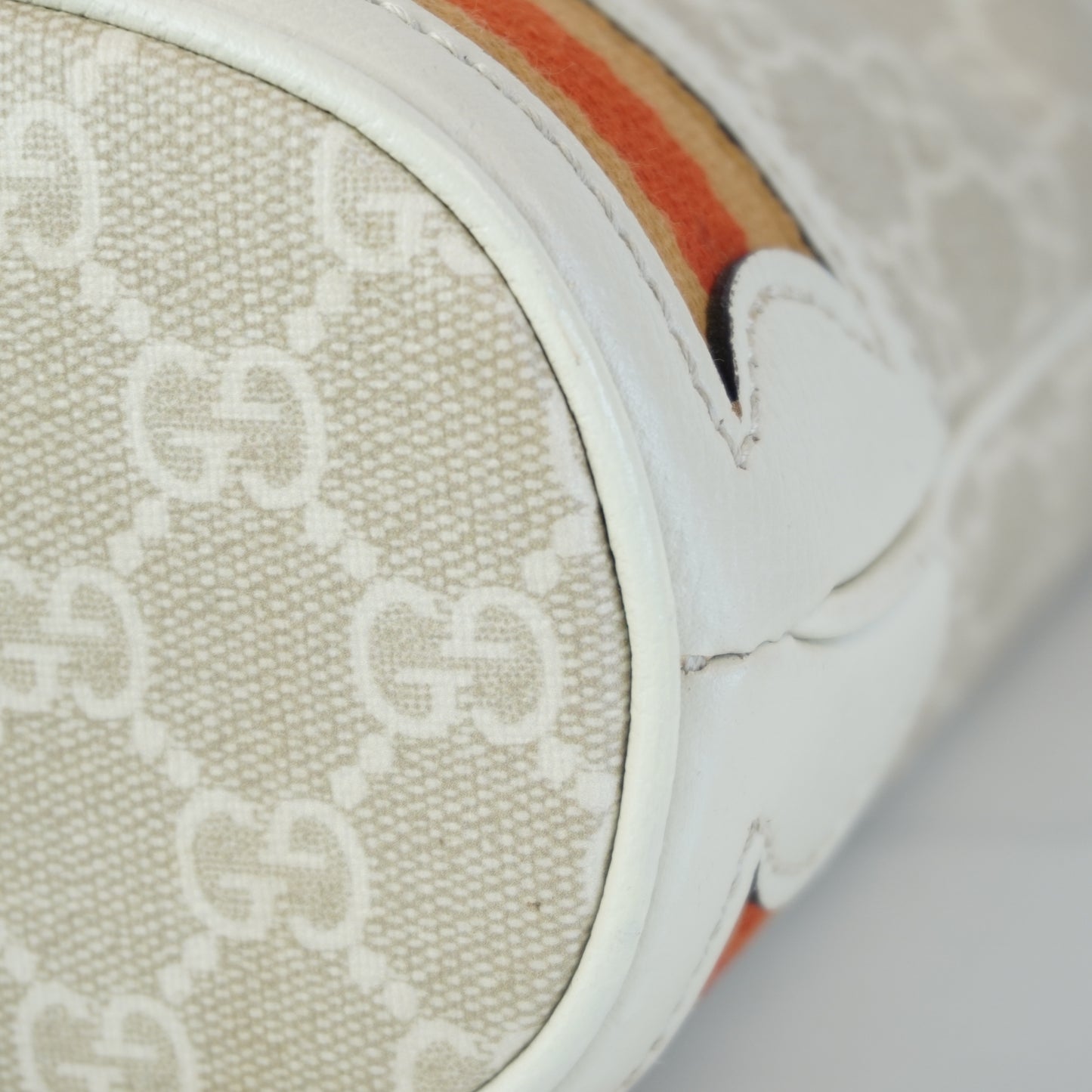 Gucci GG Ophidia Bucket White Small GWH
