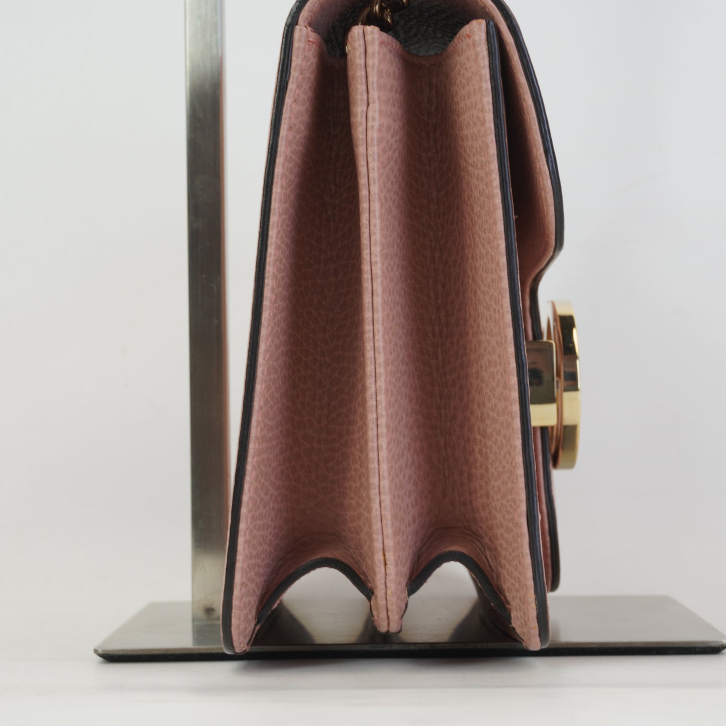 Gucci Interlocking G Shoulder Bag Pink