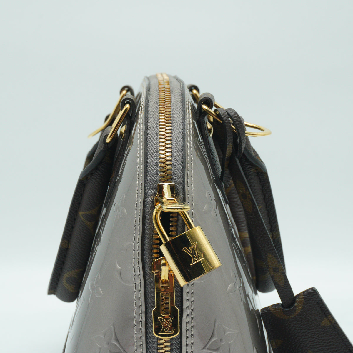 Louis Vuitton Alma BB Vernis Metallic Grey GHW