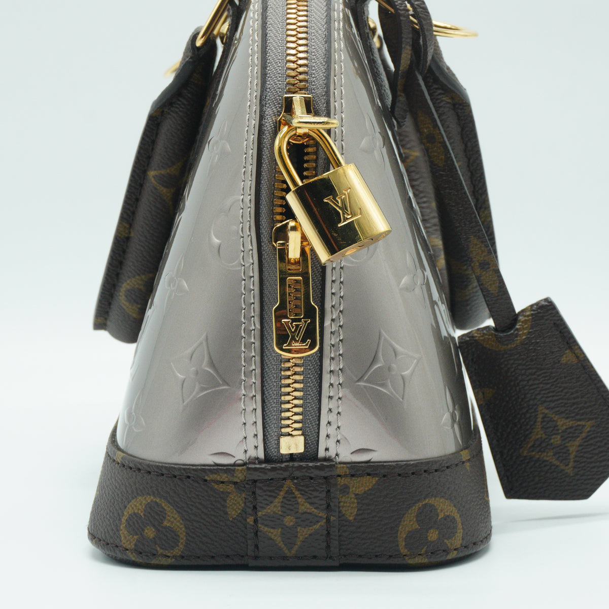 Louis Vuitton Alma BB Vernis Metallic Grey GHW