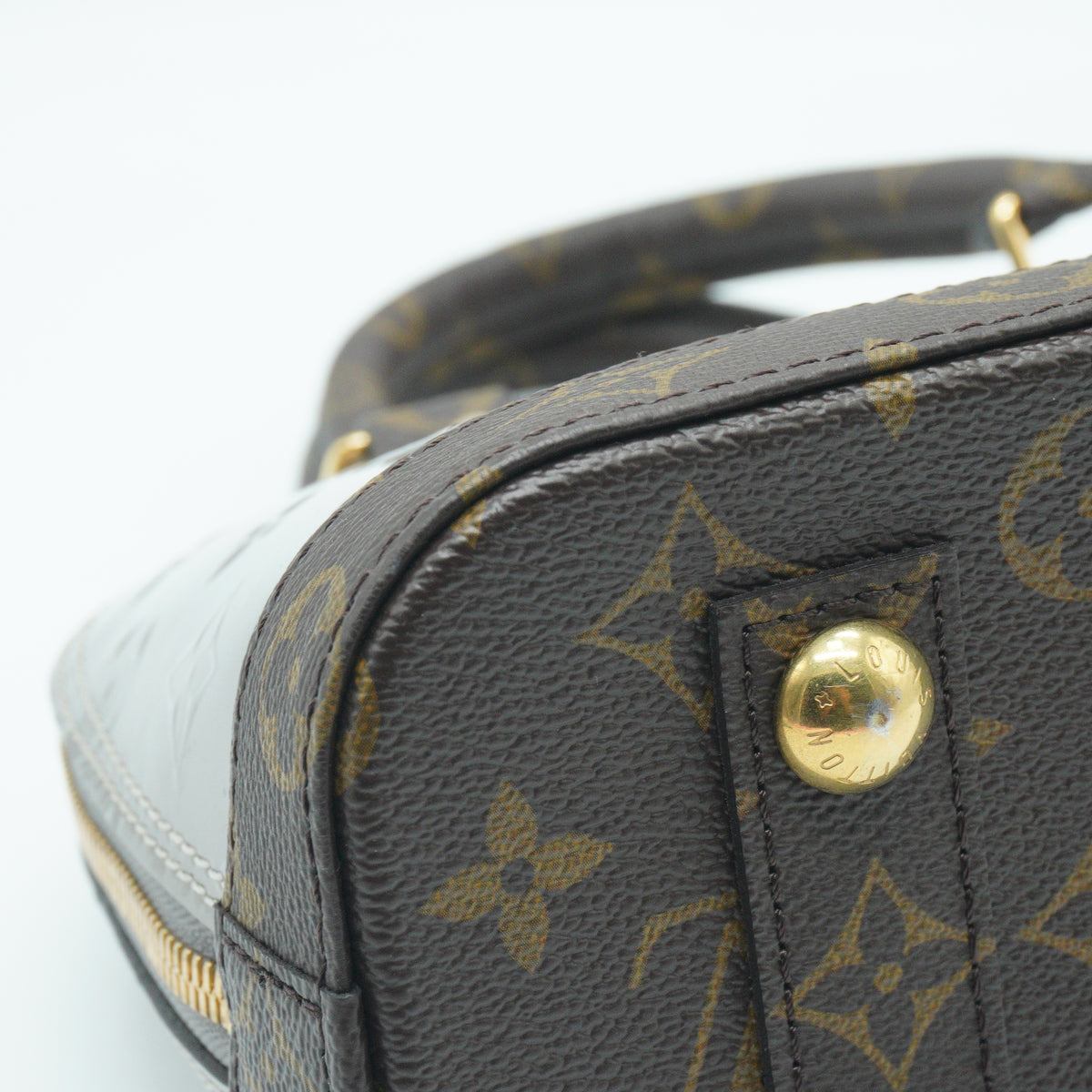 Louis Vuitton Alma BB Vernis Metallic Grey GHW
