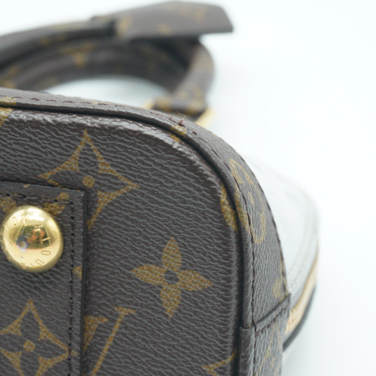 Louis Vuitton Alma BB Vernis Metallic Grey GHW