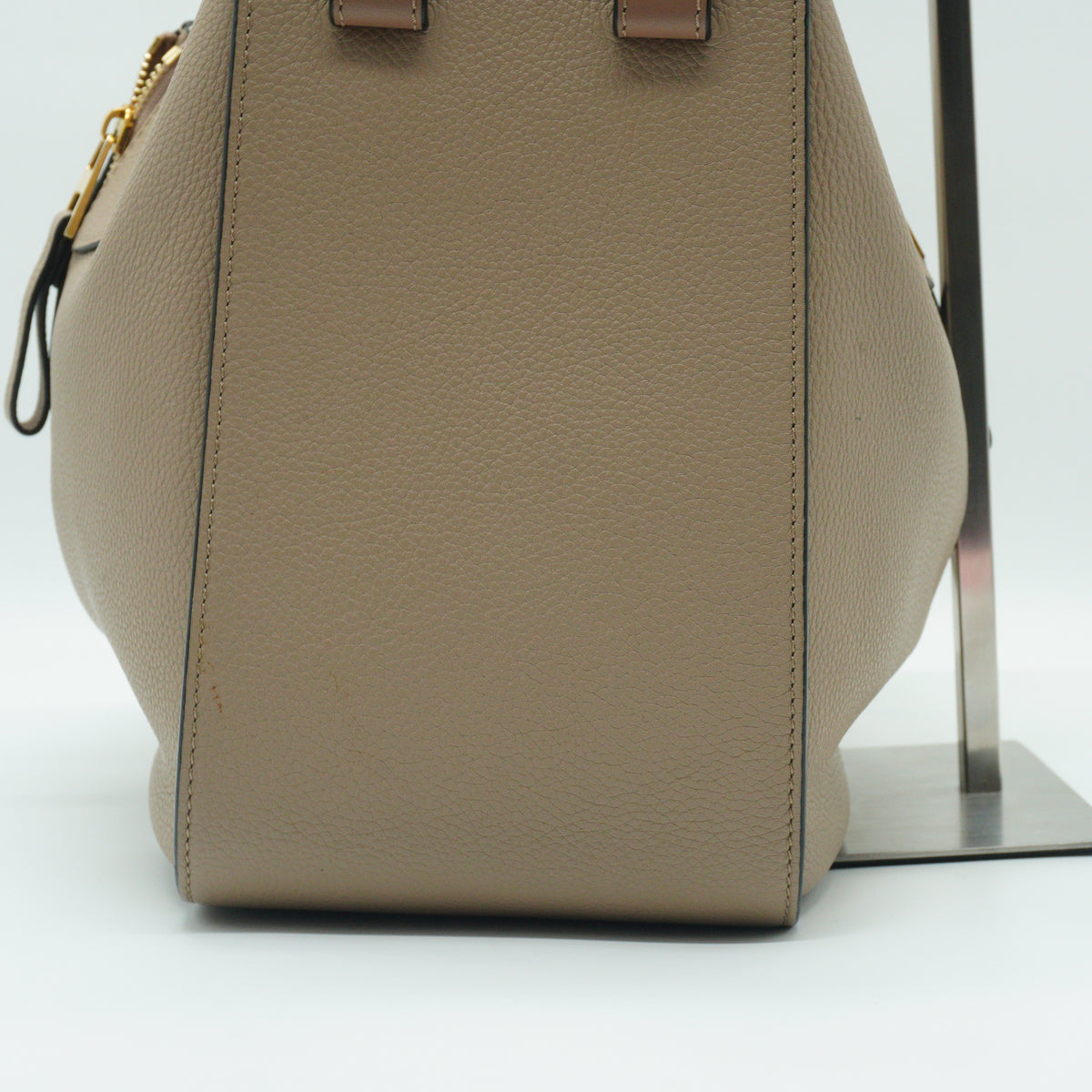 Loewe Hammock Calfskin Beige Medium GHW
