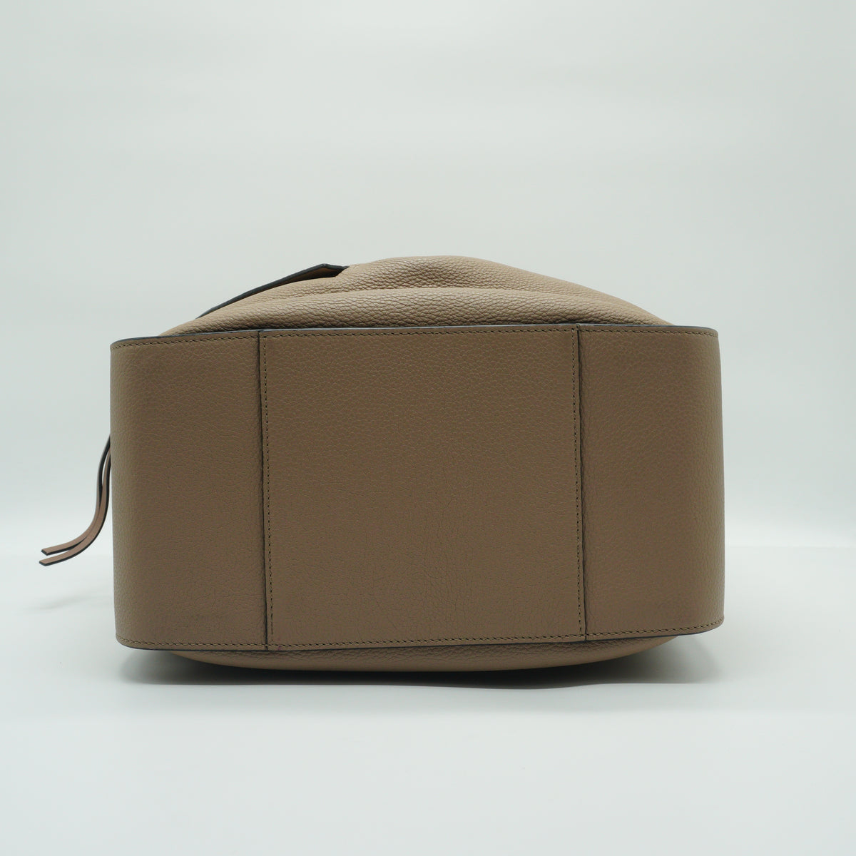 Loewe Hammock Calfskin Beige Medium GHW