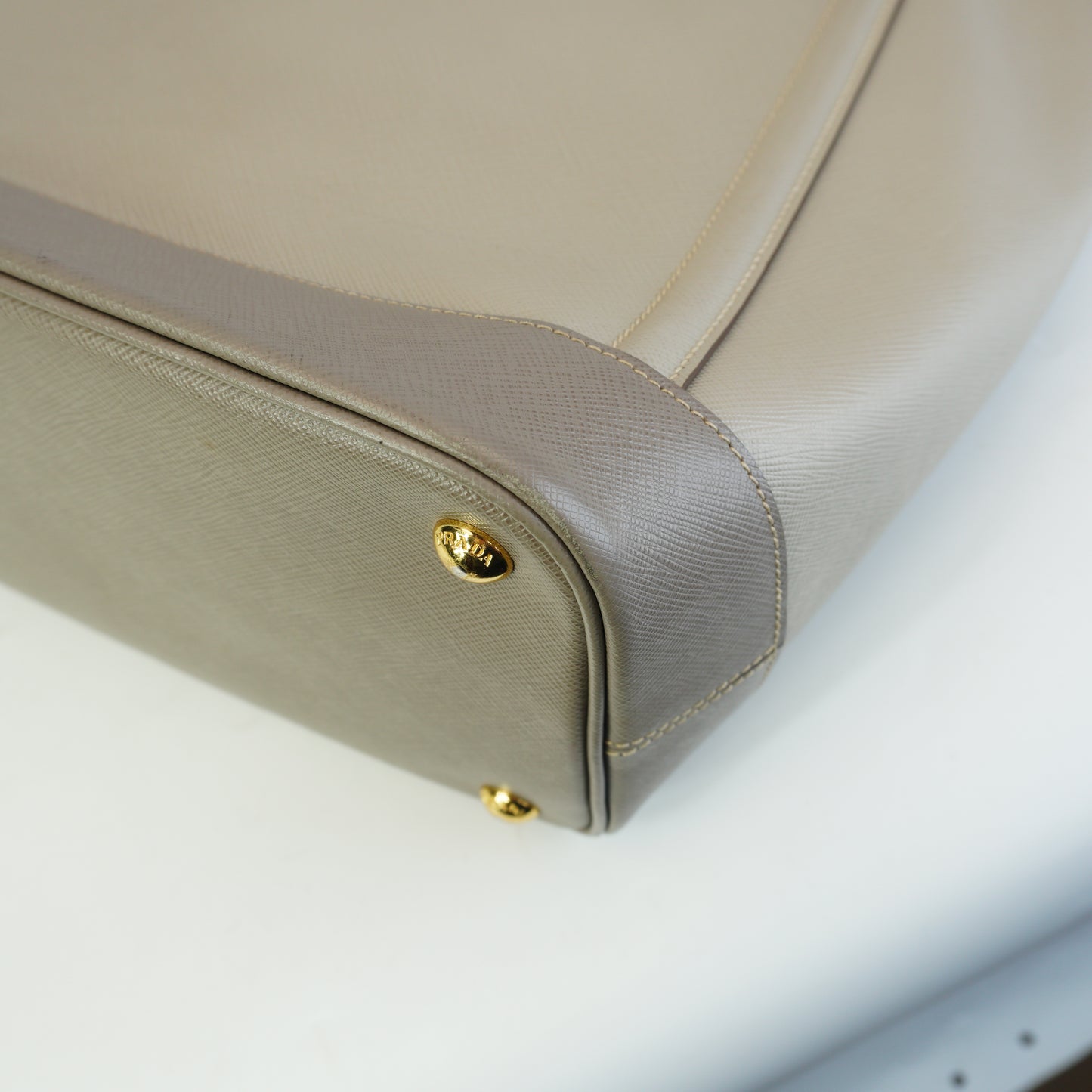 Prada Saffiano Lux Shopping Tote Bag Beige Medium GHW