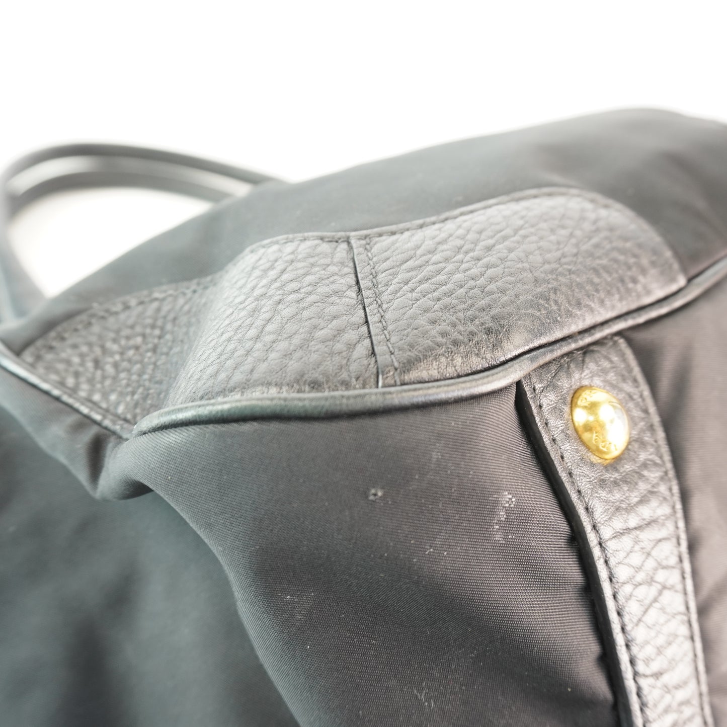 Prada	Tessuto Vitello Daino Tote Medium GHW