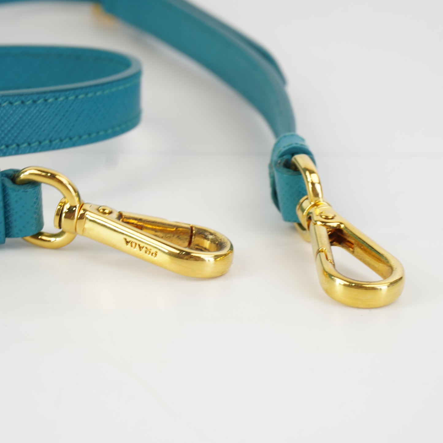 Prada 	Saiffiano Teal