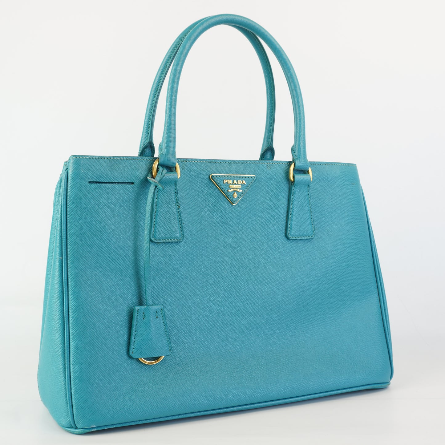 Prada 	Saiffiano Teal