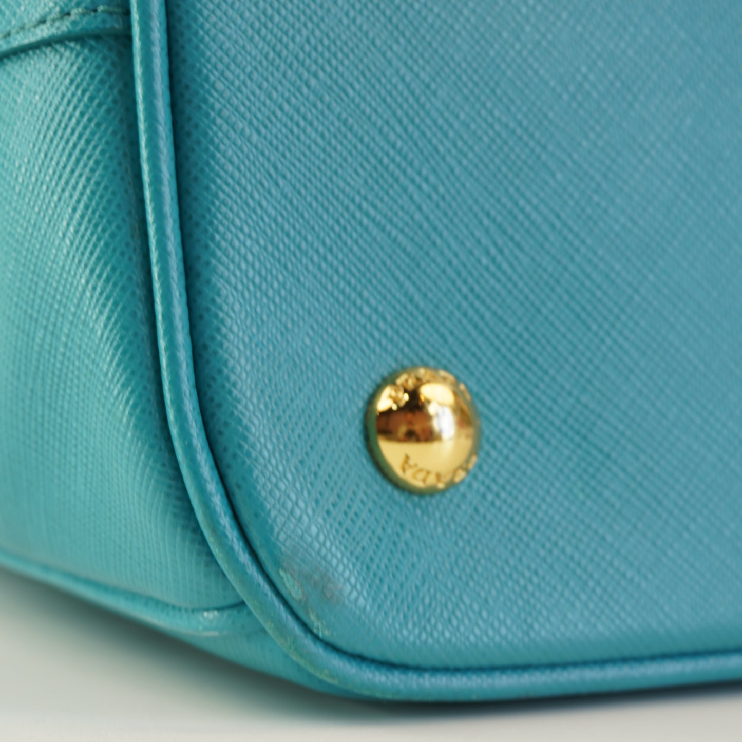 Prada 	Saiffiano Teal