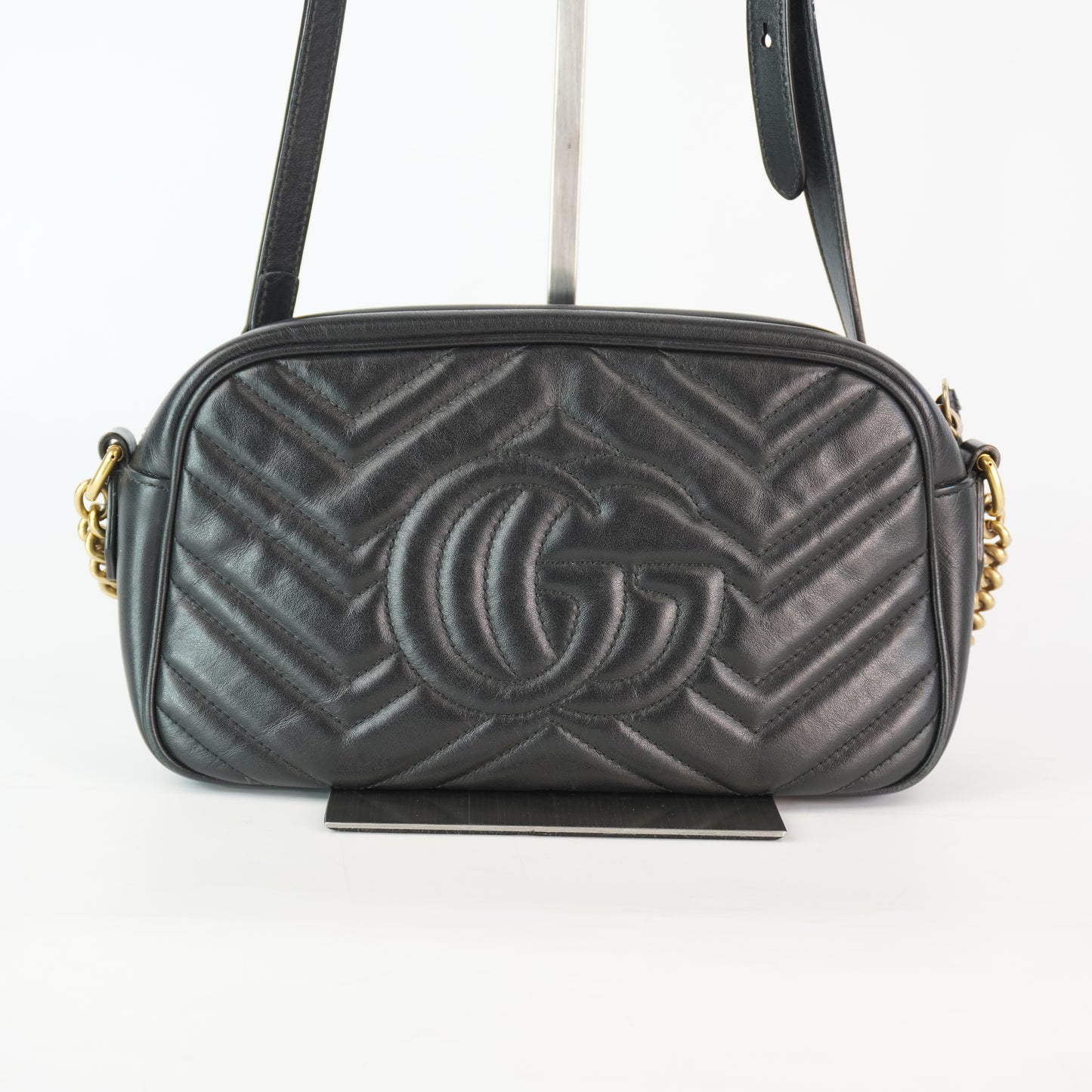 Gucci GG Marmont Matellase Camera Bag