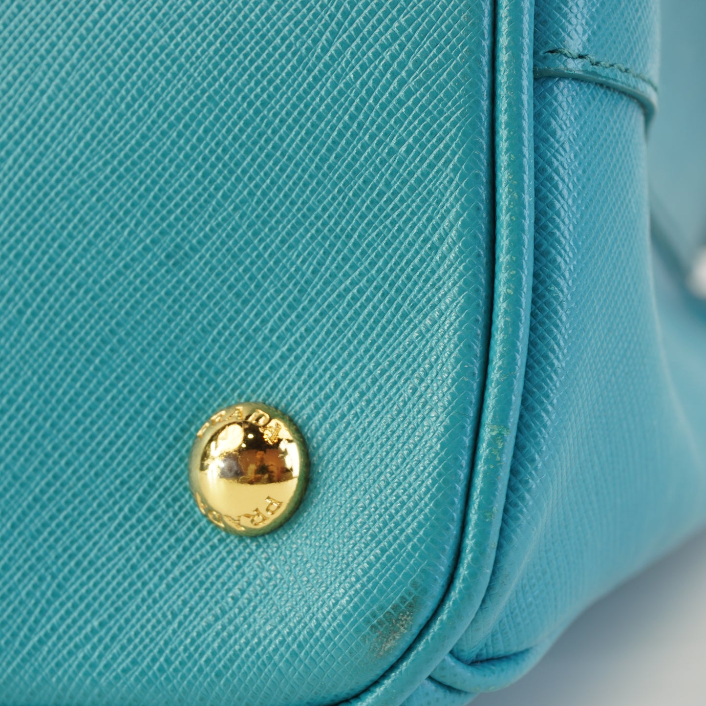 Prada 	Saiffiano Teal