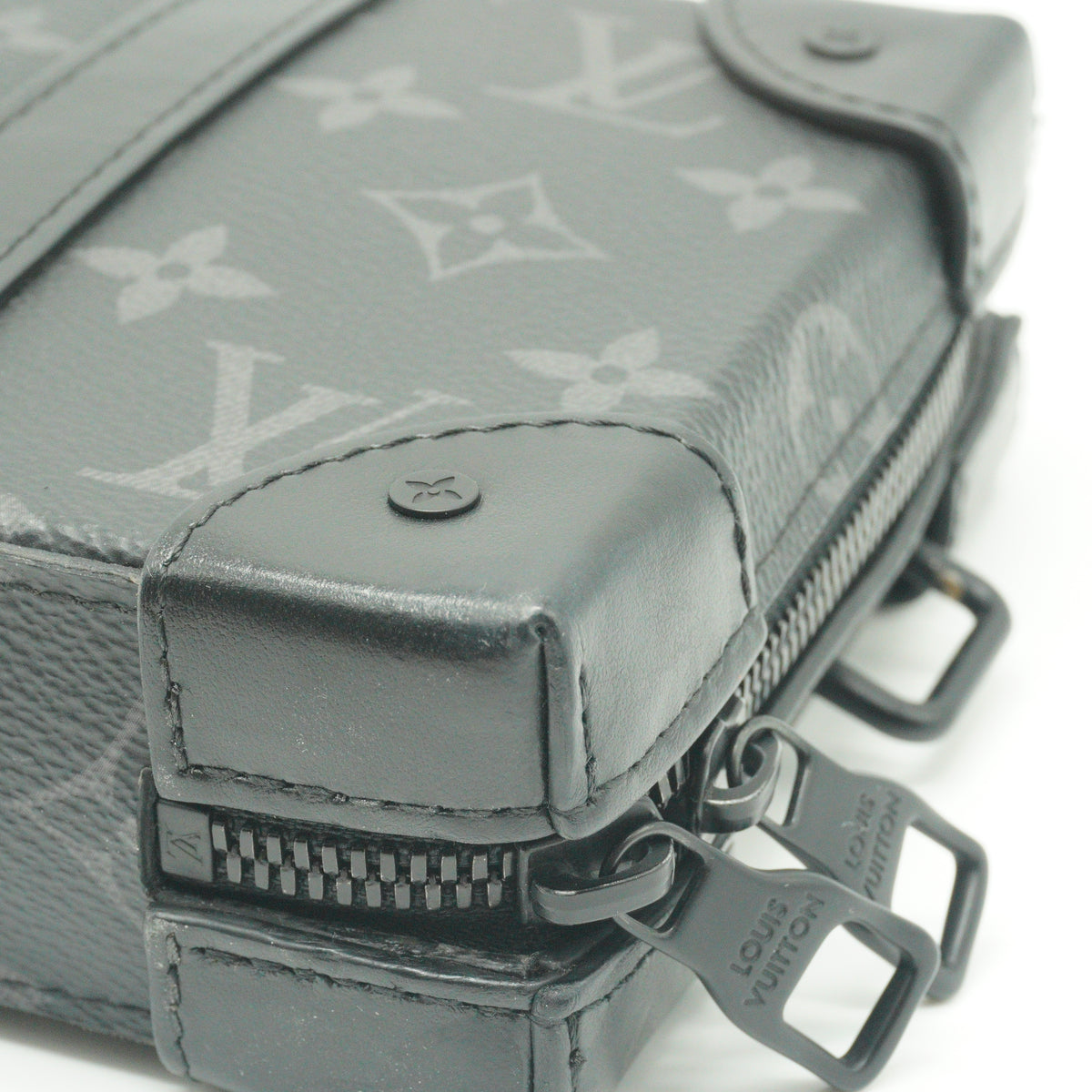 Louis Vuitton Monogram Eclipse Soft Tunk Wallet Blach MHW