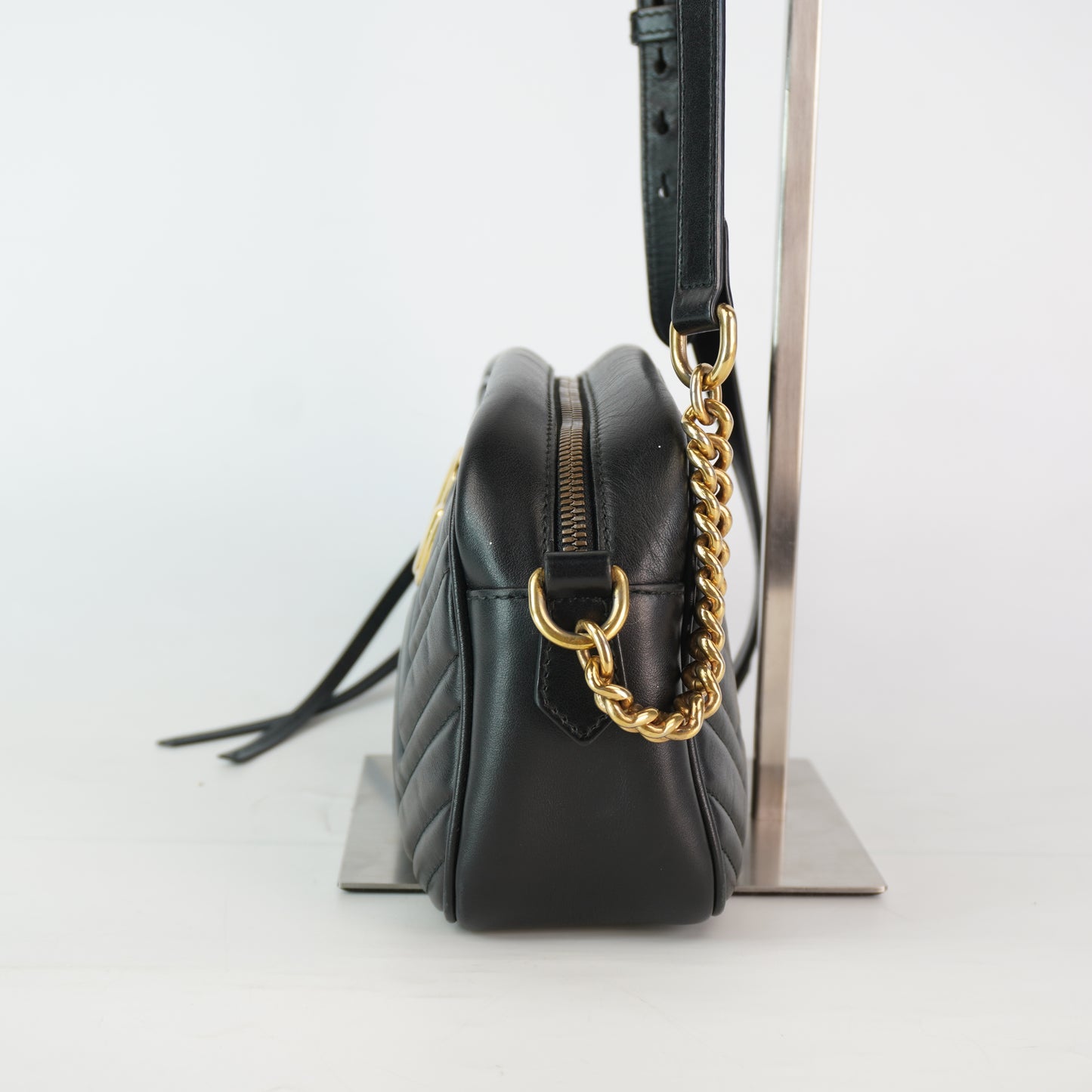 Gucci GG Marmont Matellase Camera Bag