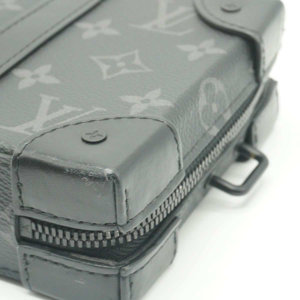 Louis Vuitton Monogram Eclipse Soft Tunk Wallet Blach MHW