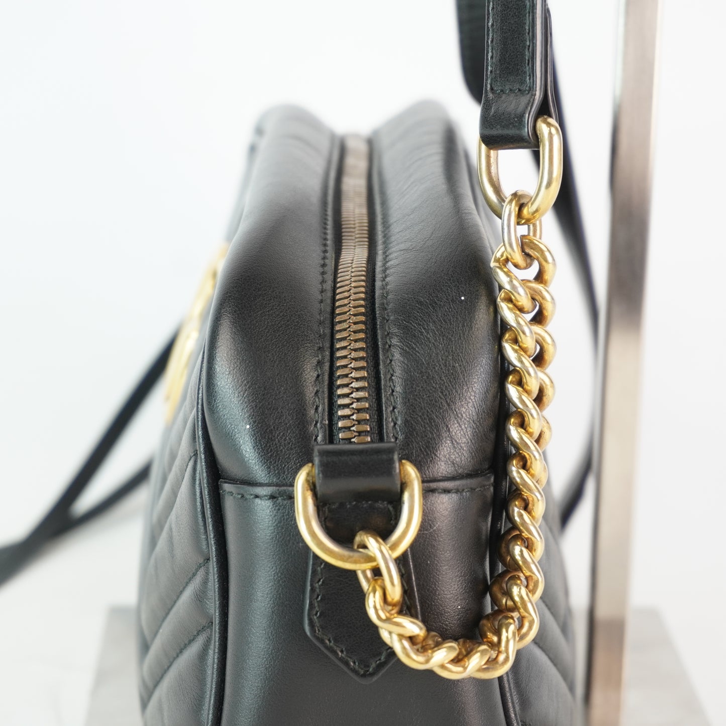 Gucci GG Marmont Matellase Camera Bag
