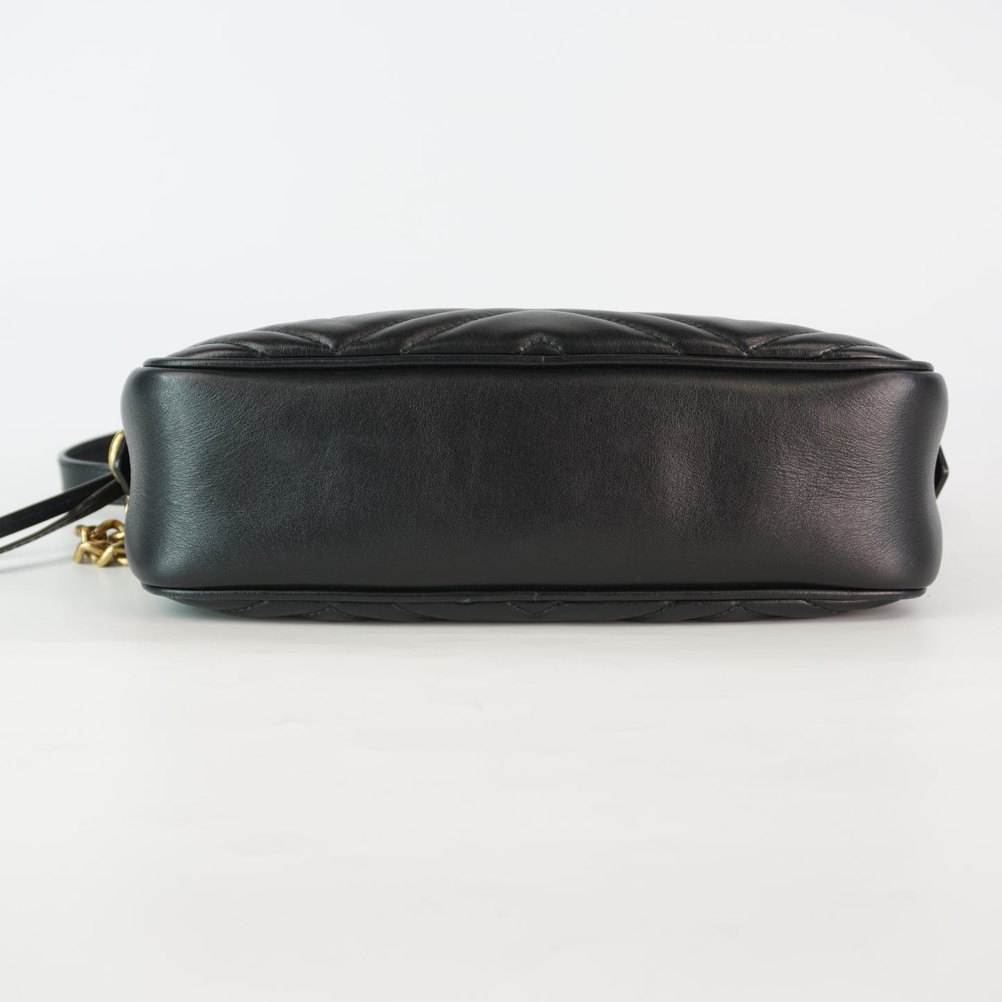 Gucci GG Marmont Matellase Camera Bag