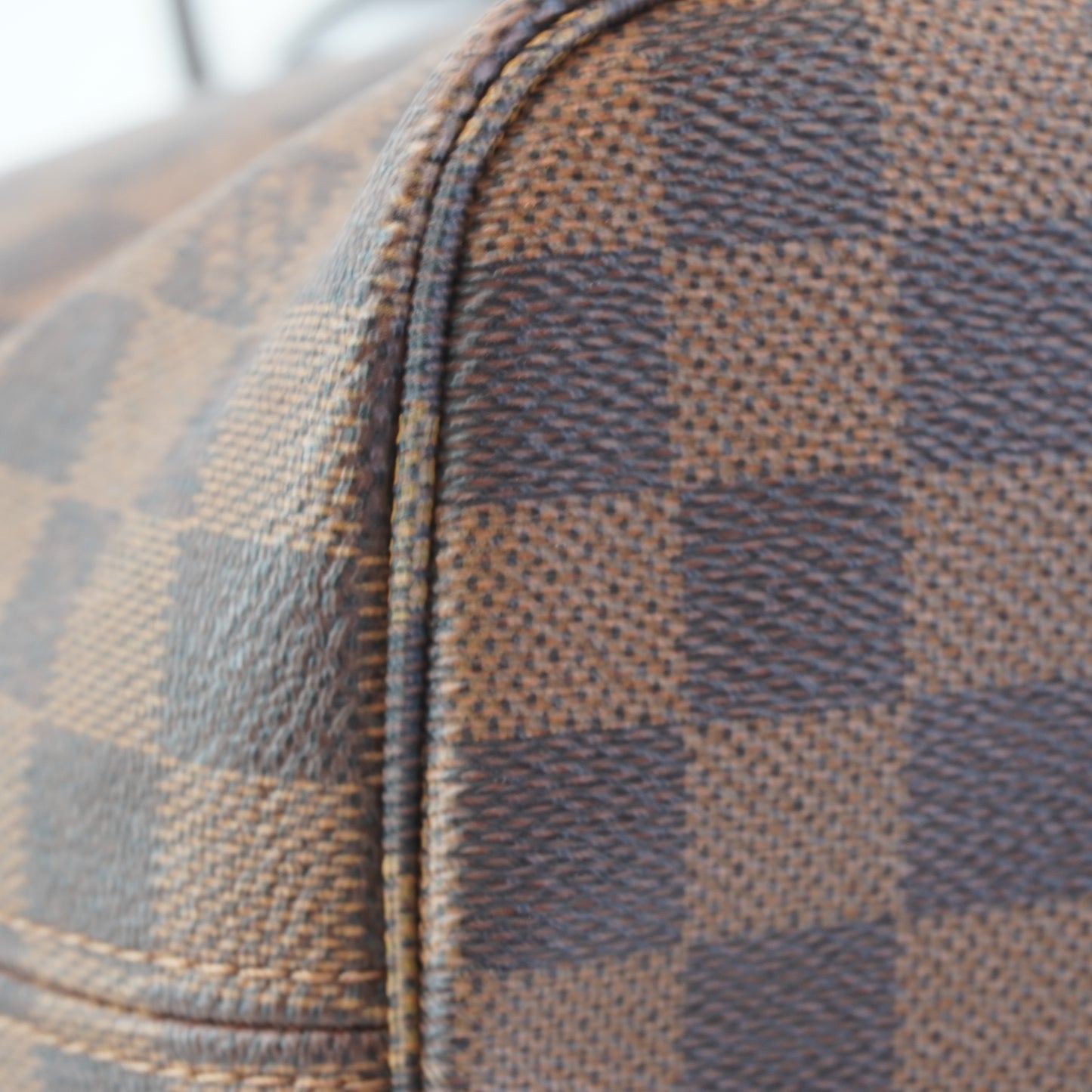 Louis Vuitton	Neverfull Damier Ebene