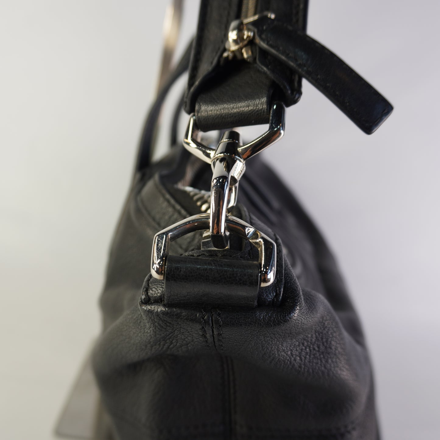 Givenchy Nightangale Black