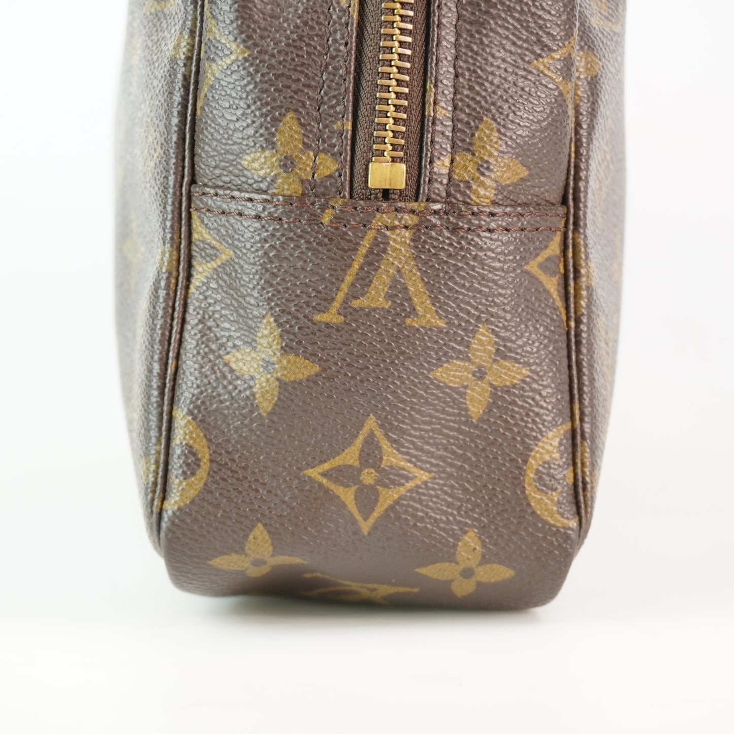 Louis Vuitton	Trousse Toilet 28 GHW Medium
