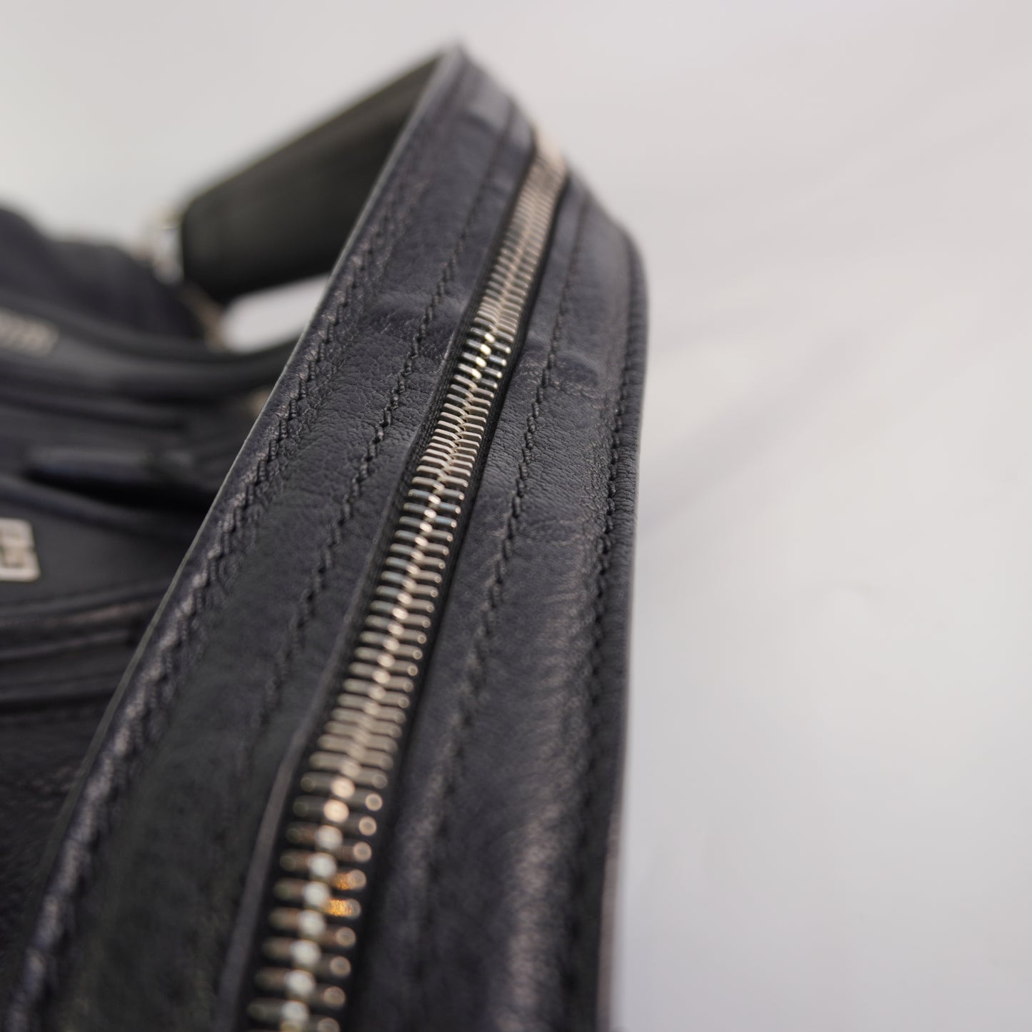Givenchy Nightangale Black