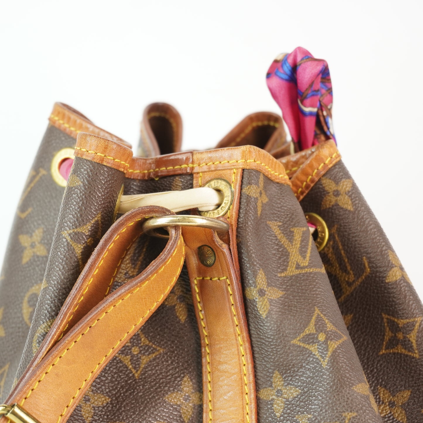 Louis Vuitton	Neo Classic Bucket Bag GHW Medium